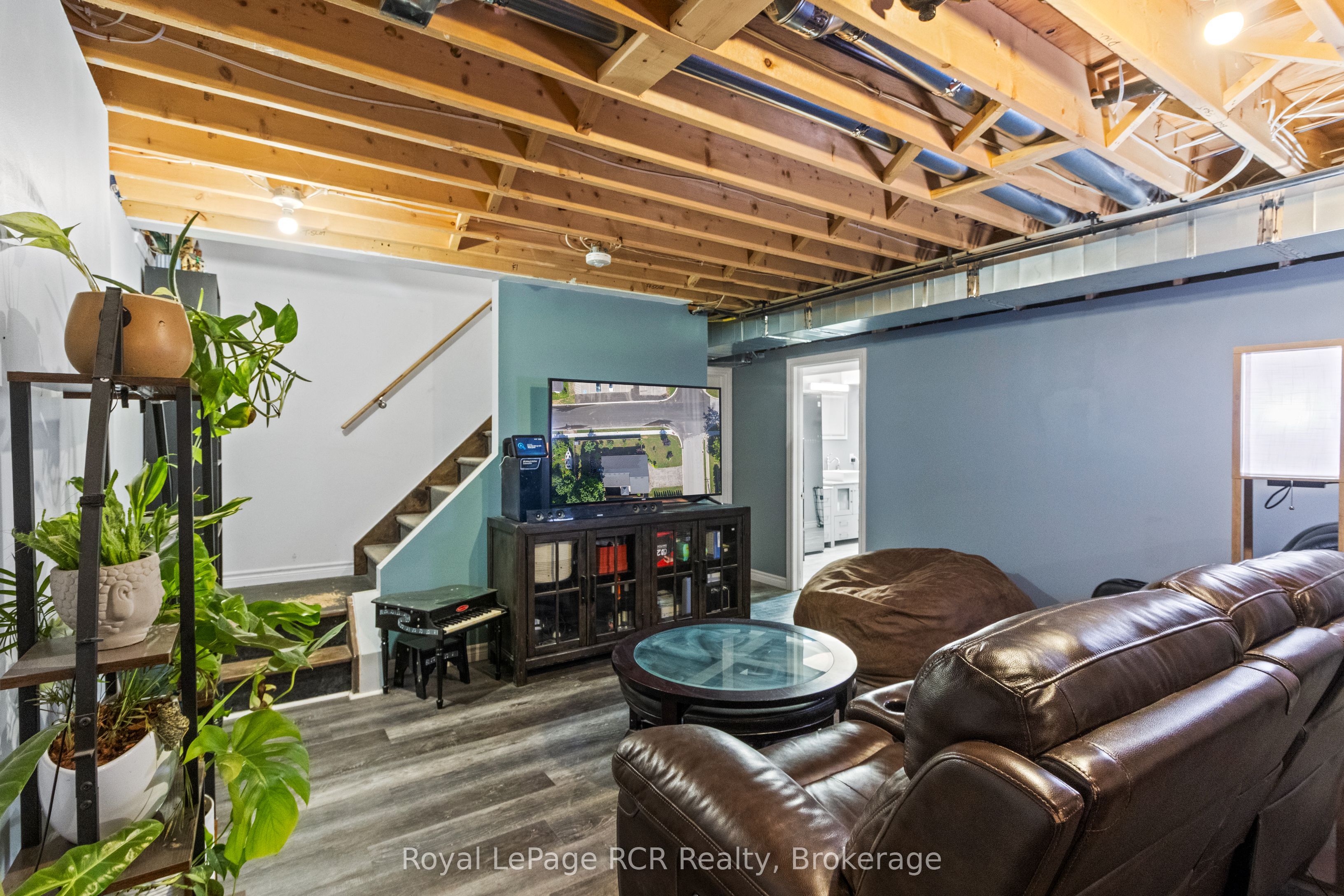 724 Elgin Street Property Photo 33