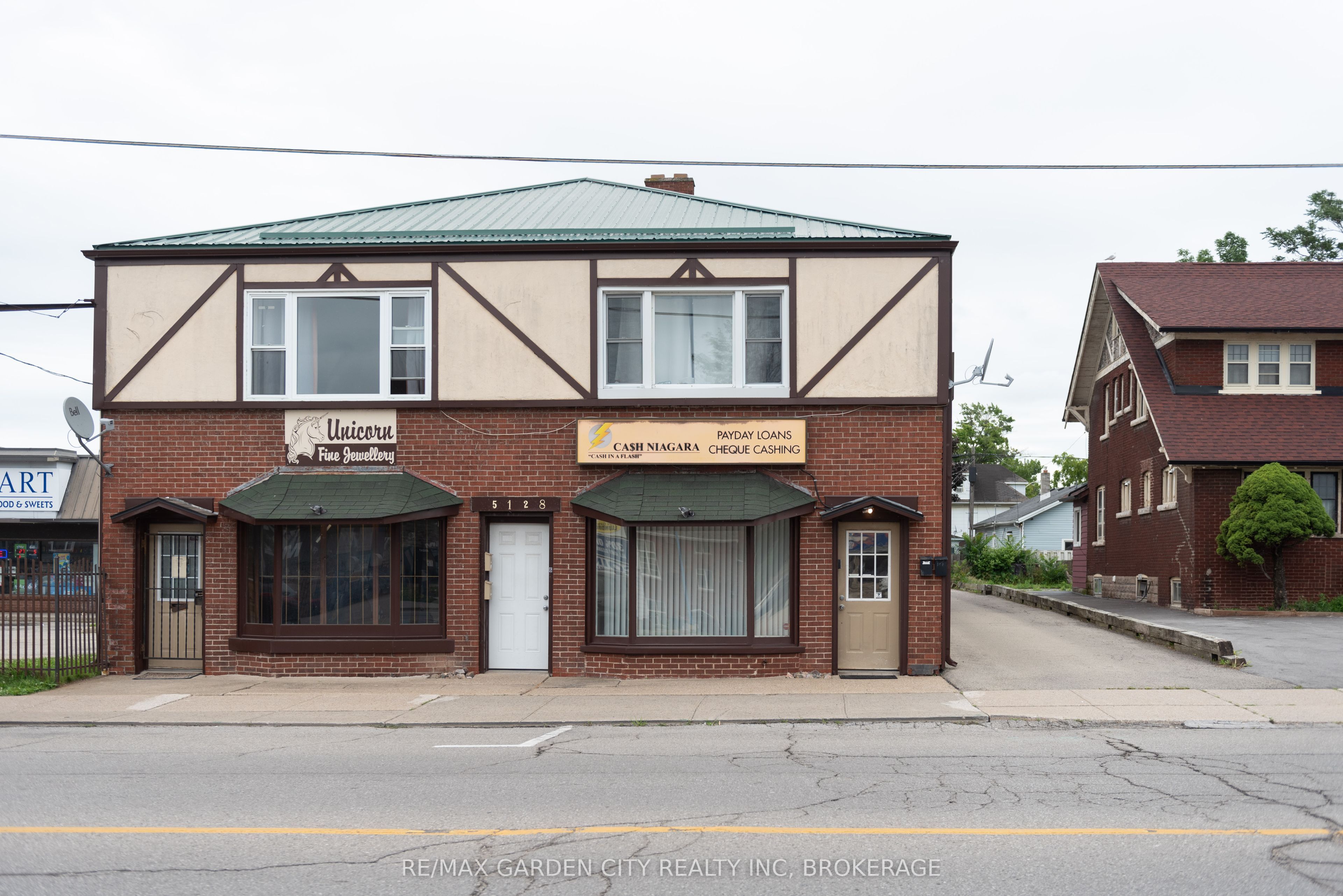 5126 Victoria Avenue 2 Property Photo 1
