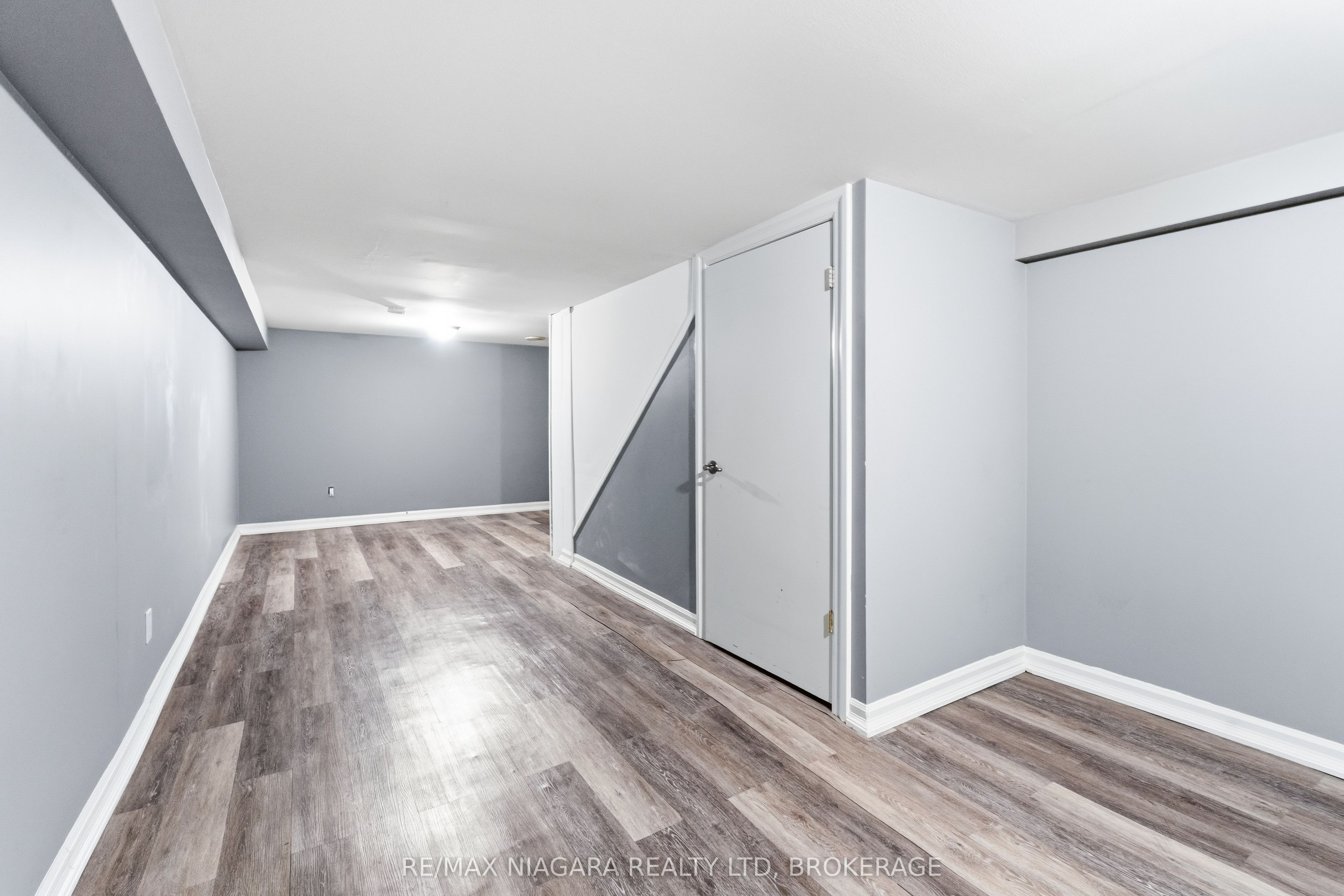 291 Vine Street Property Photo 29