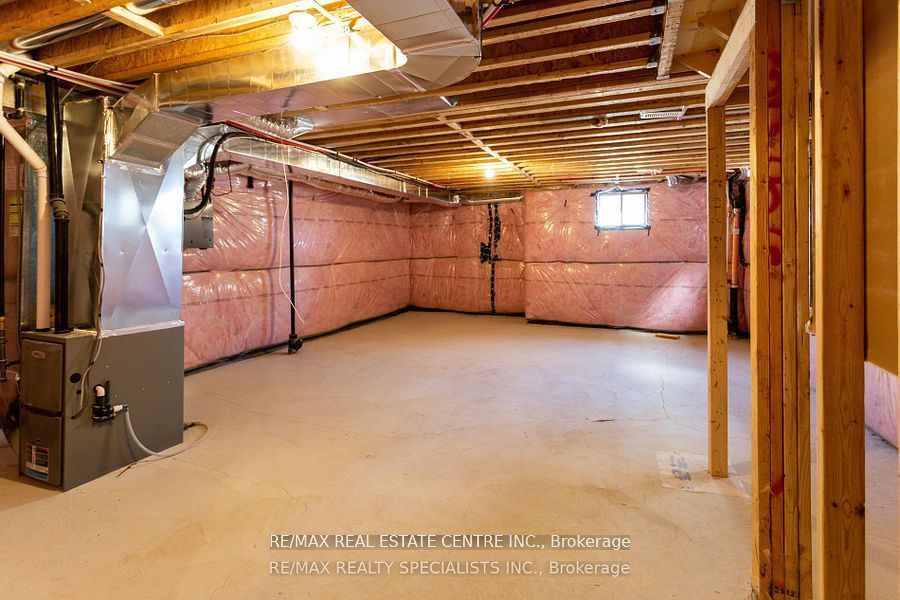 16 Monteith Drive S Property Photo 20