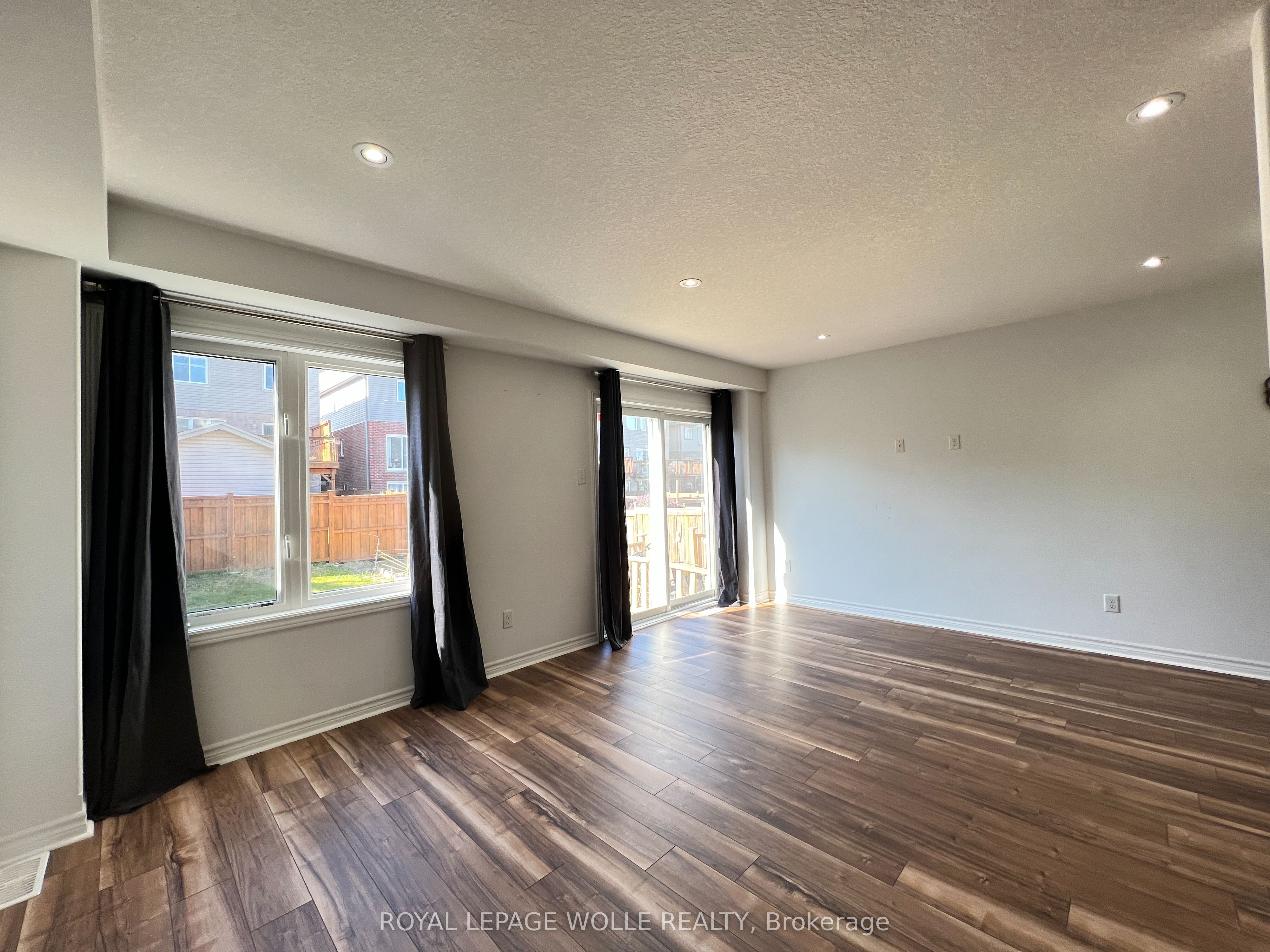 46 Renfrew Street Property Photo 33