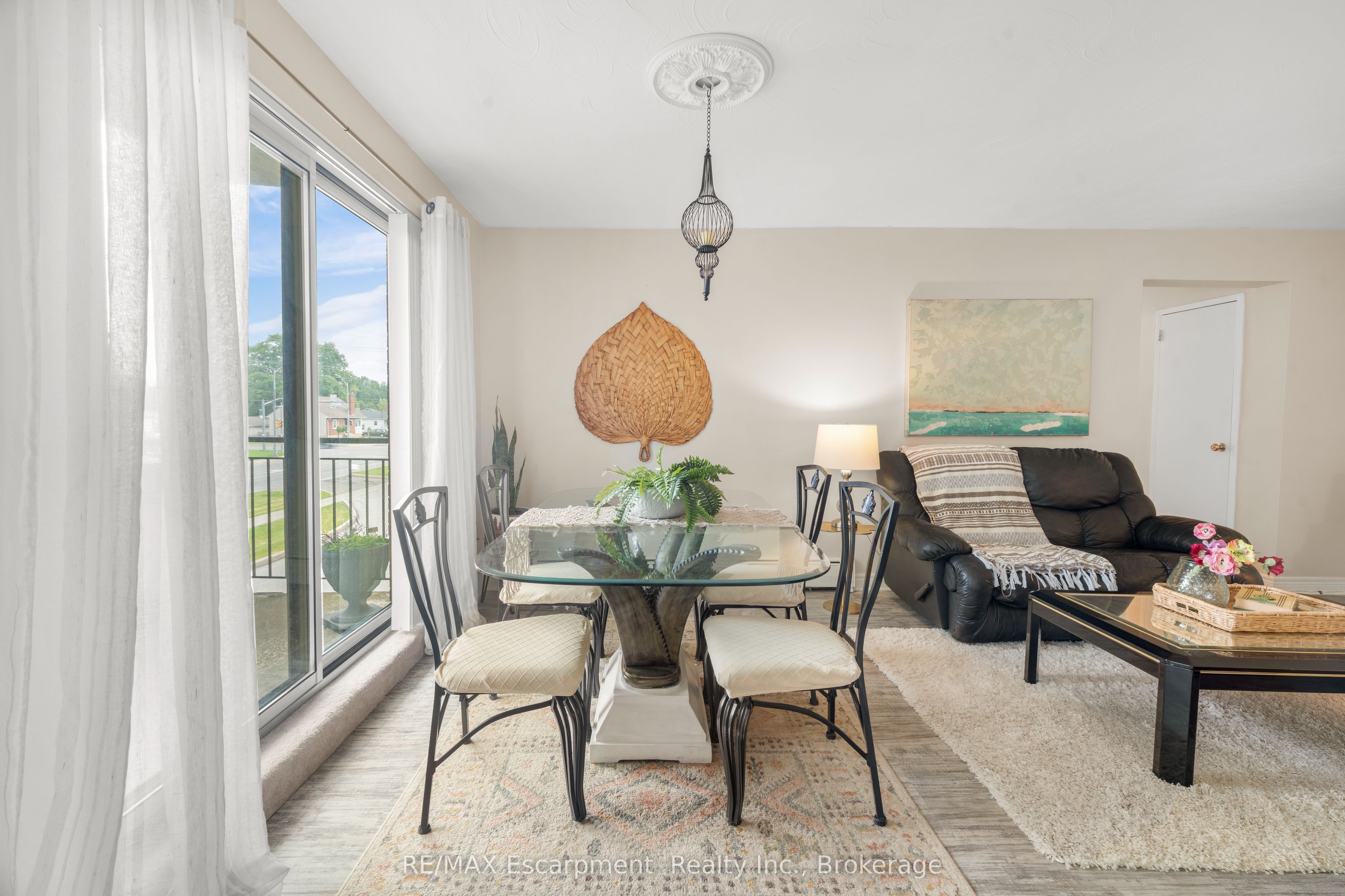 485 Thorold Road 203 Property Photo 11