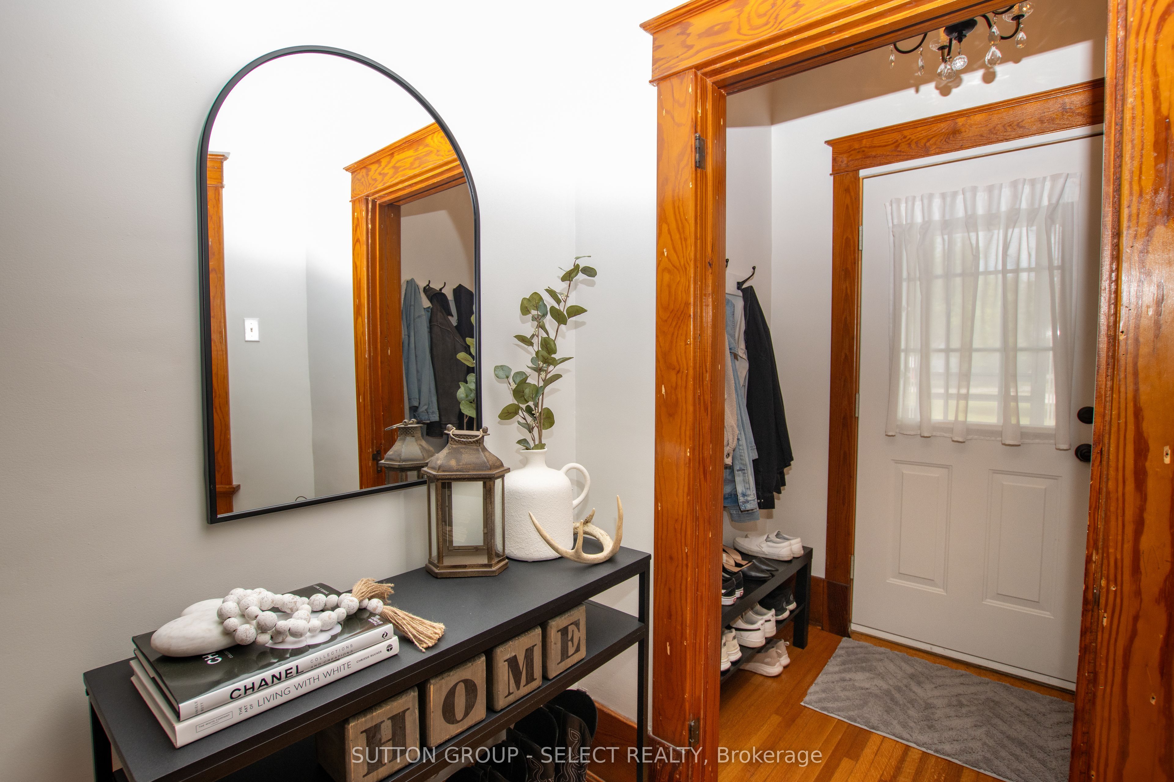 4273 Colonel Talbot Road N Property Photo 7