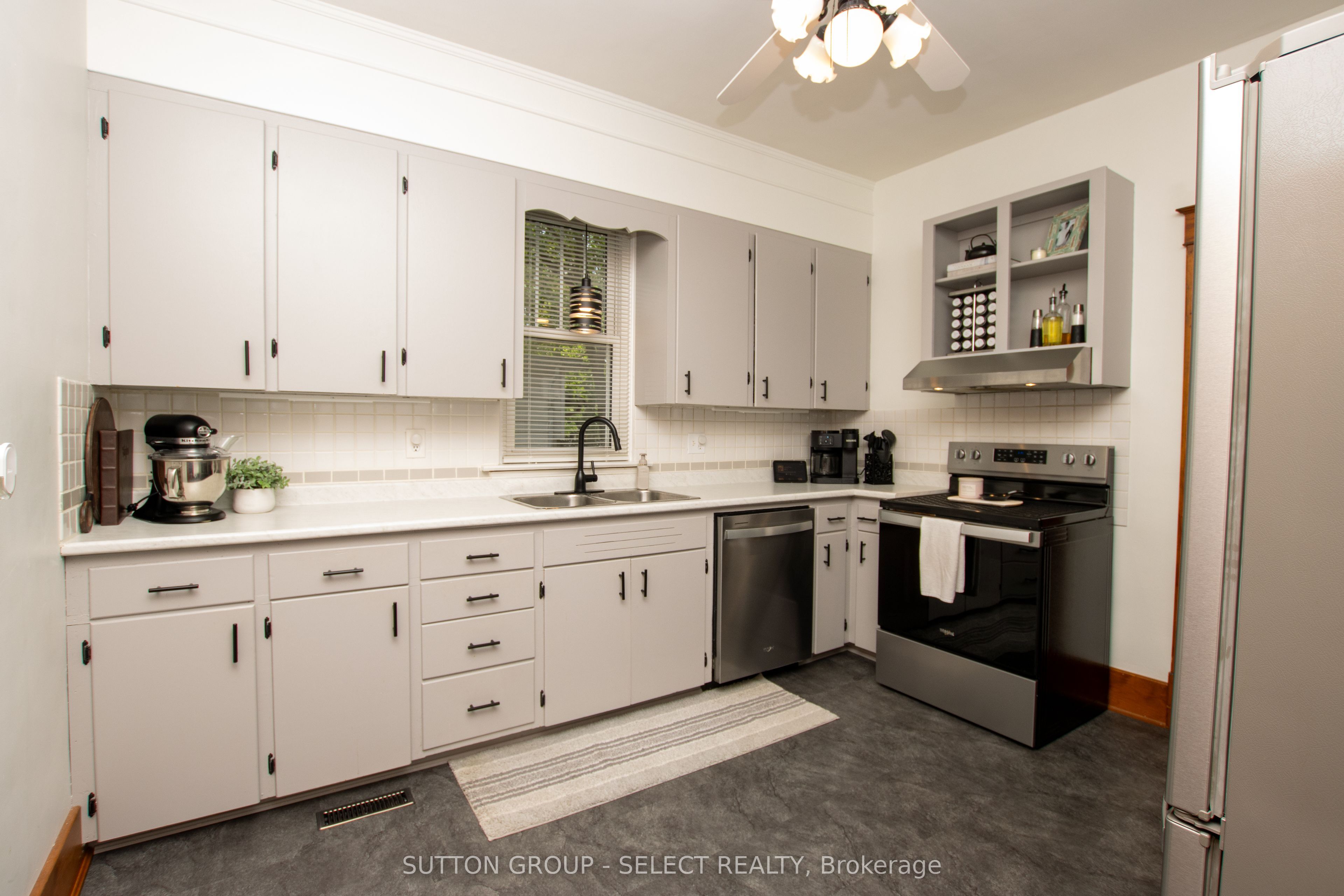 4273 Colonel Talbot Road N Property Photo 15