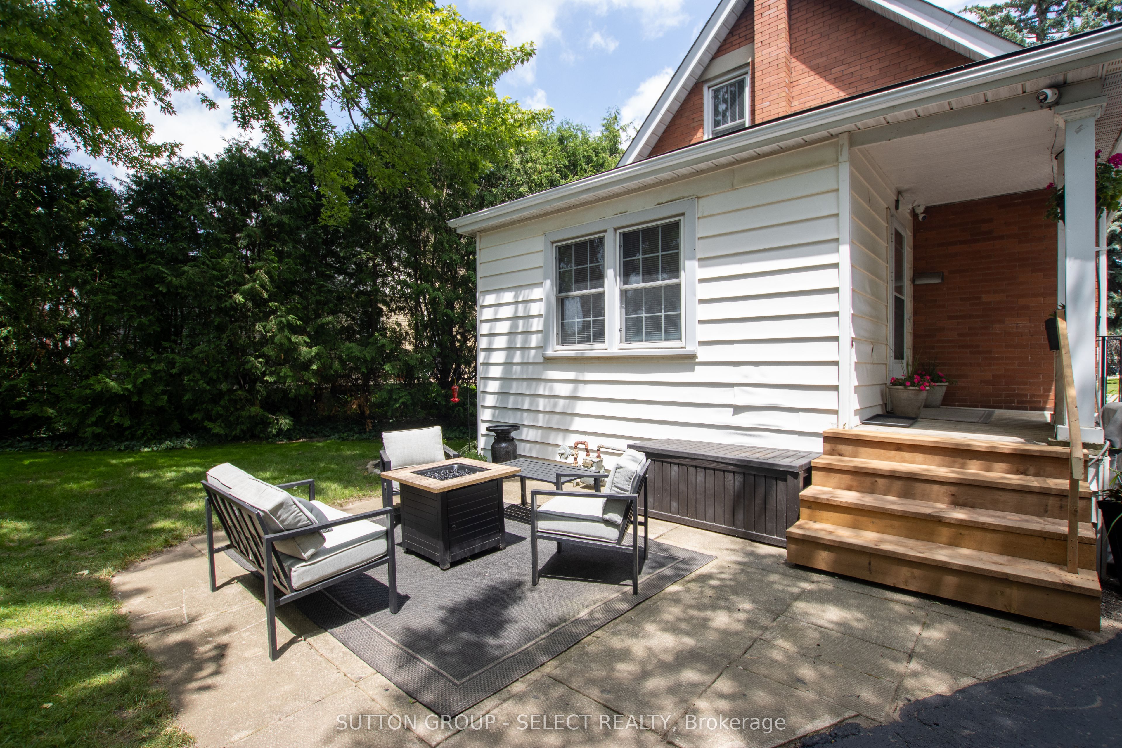 4273 Colonel Talbot Road N Property Photo 40