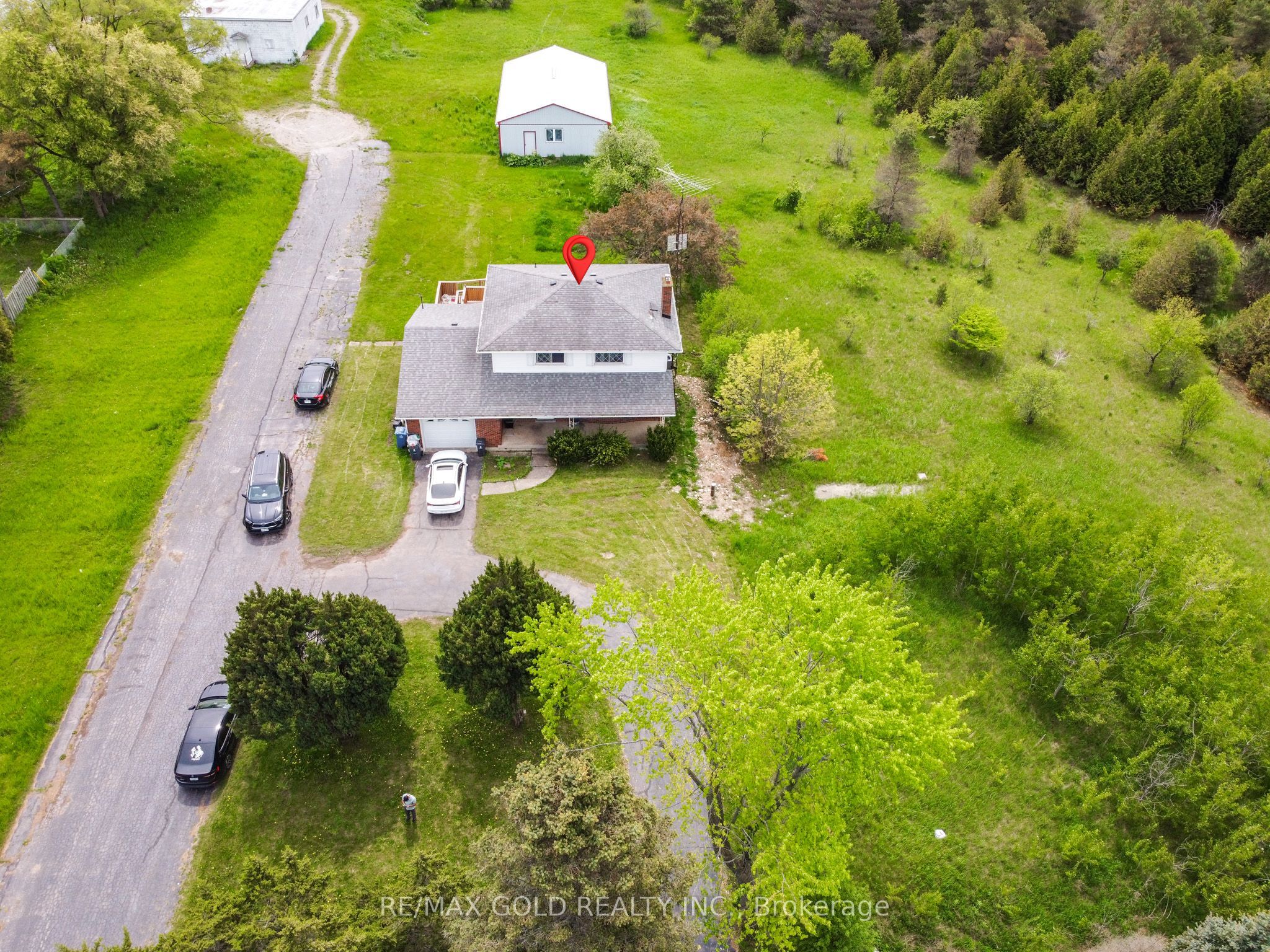 769 Stone Road E Property Photo 11
