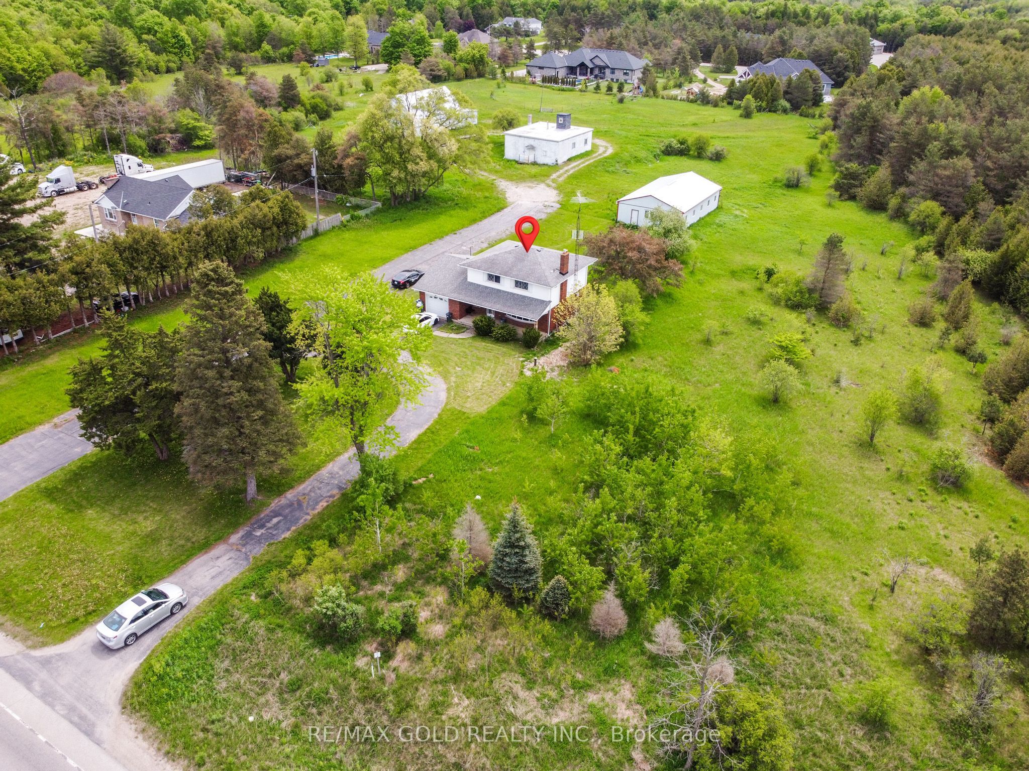 769 Stone Road E Property Photo 12