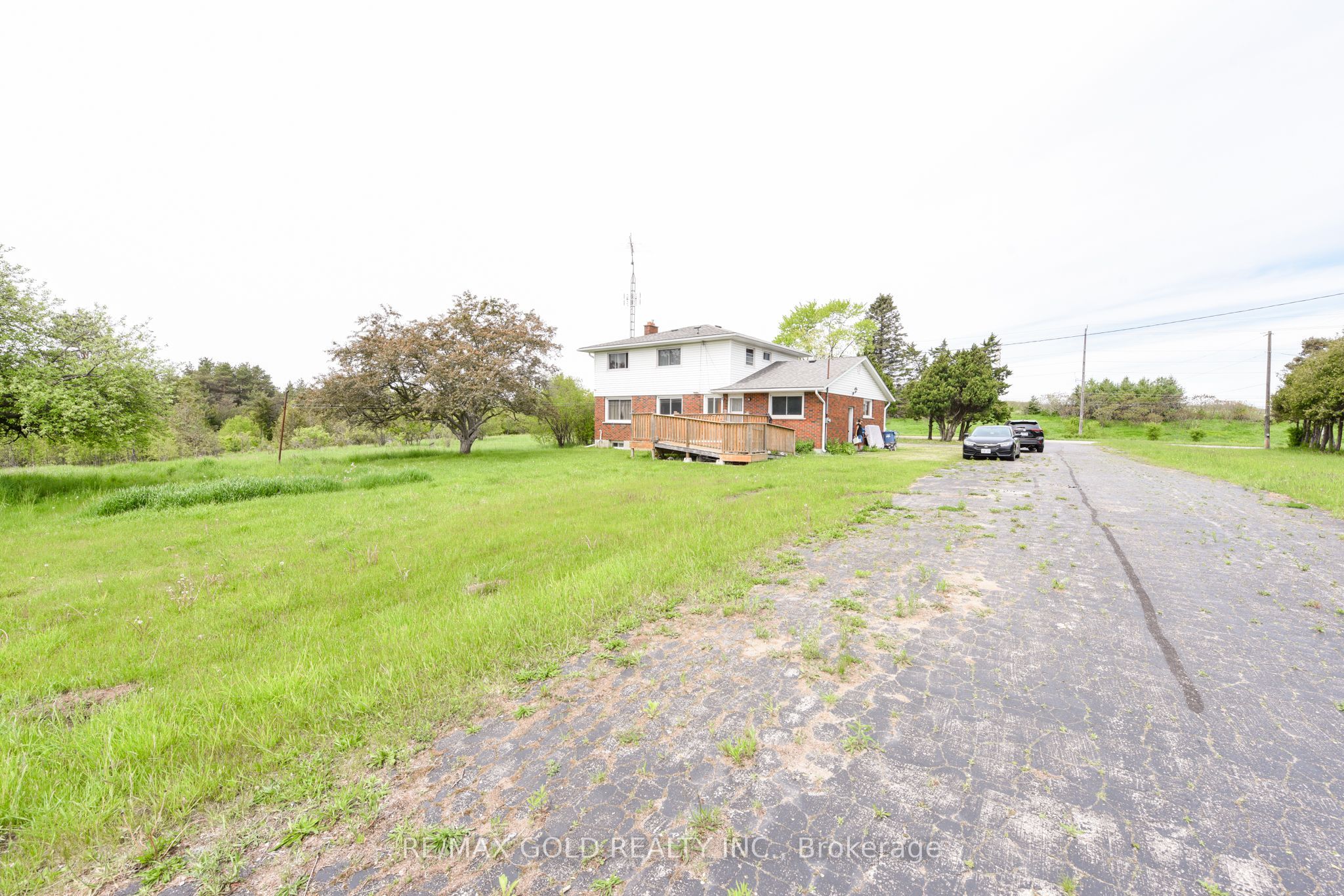 769 Stone Road E Property Photo 20