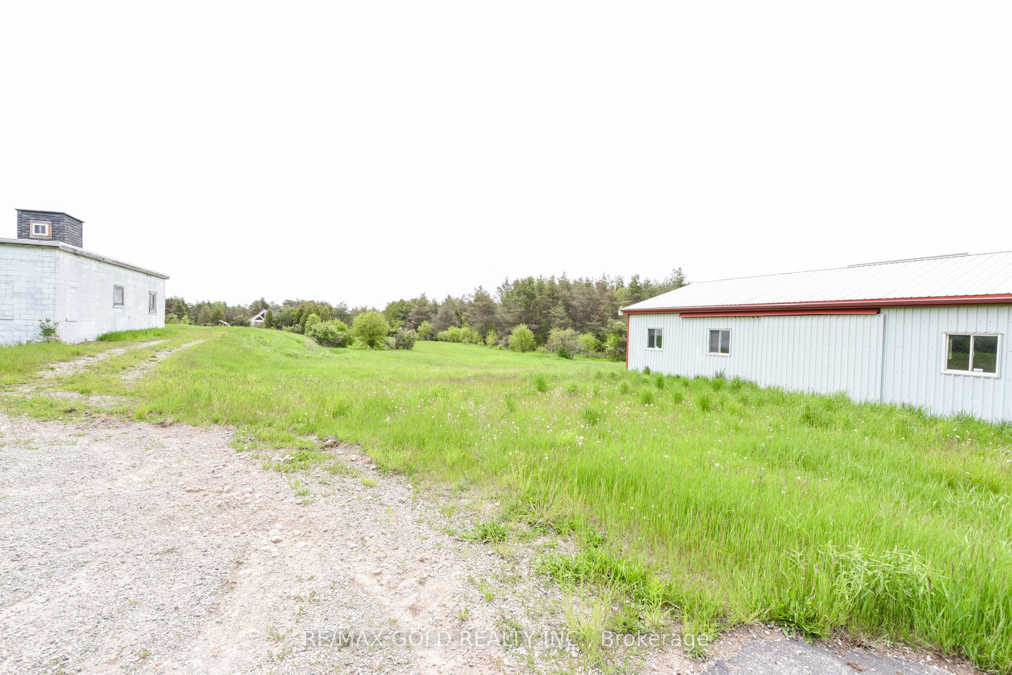 769 Stone Road E Property Photo 21