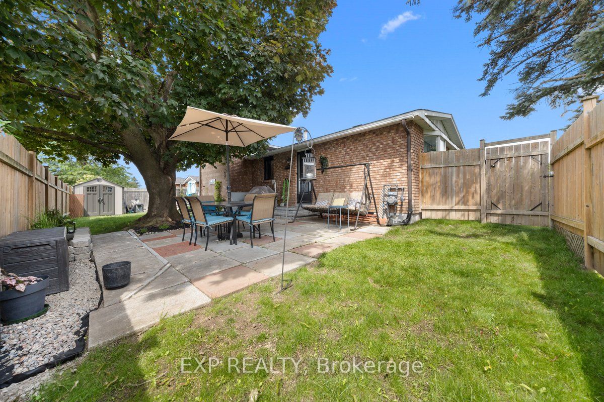 396 Hatfield Crescent Property Photo 27