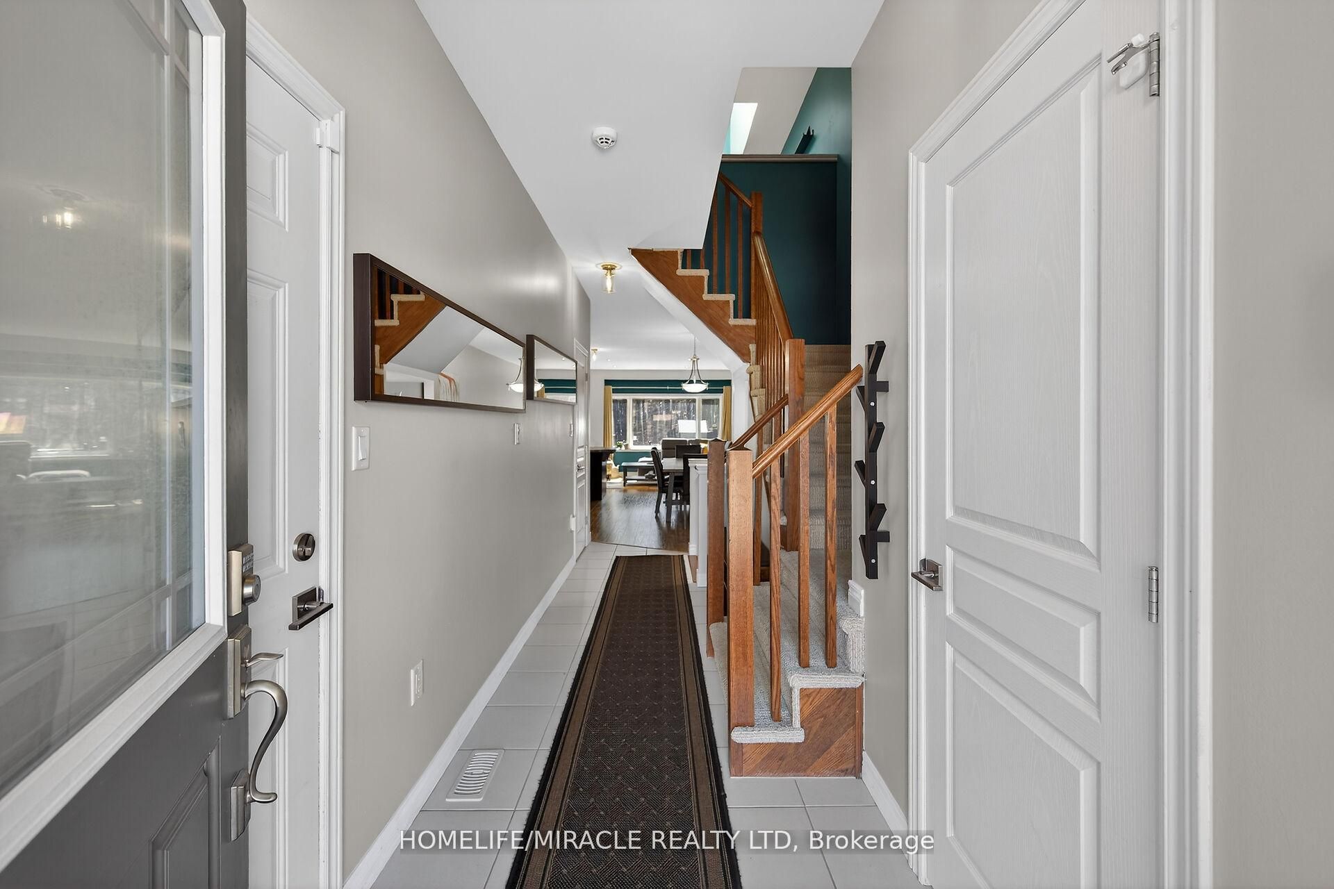 149 Kinsman Drive Property Photo 3