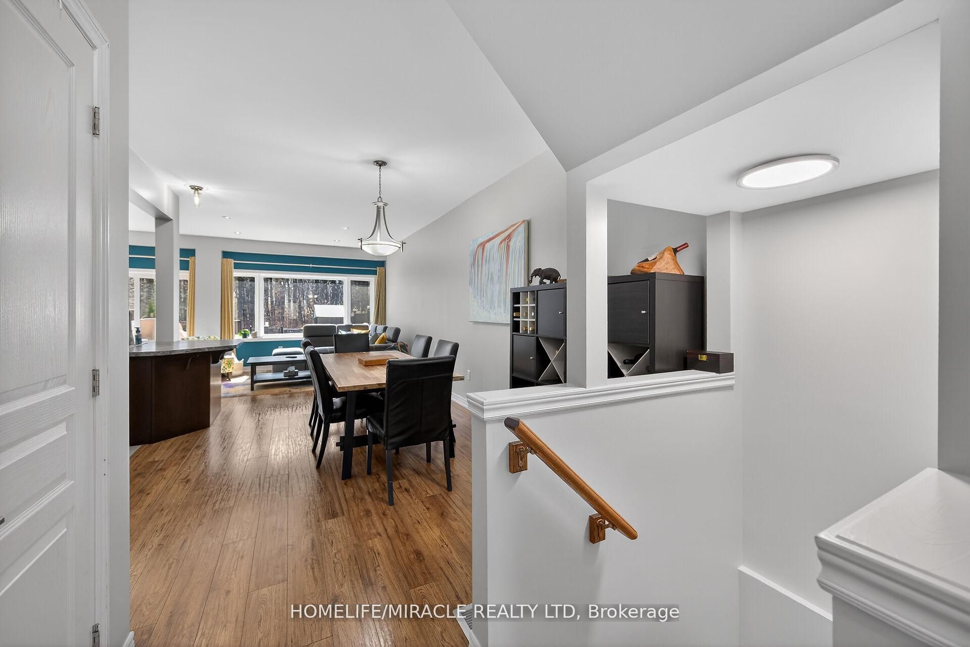 149 Kinsman Drive Property Photo 6