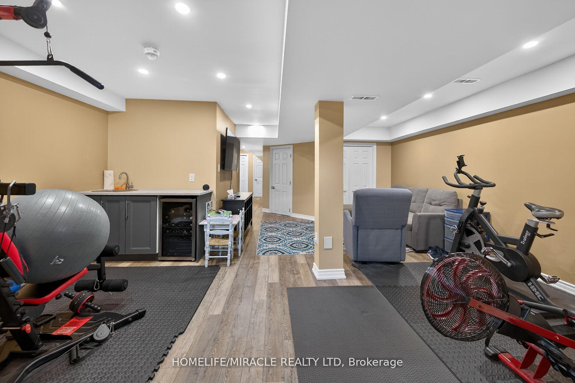 149 Kinsman Drive Property Photo 40
