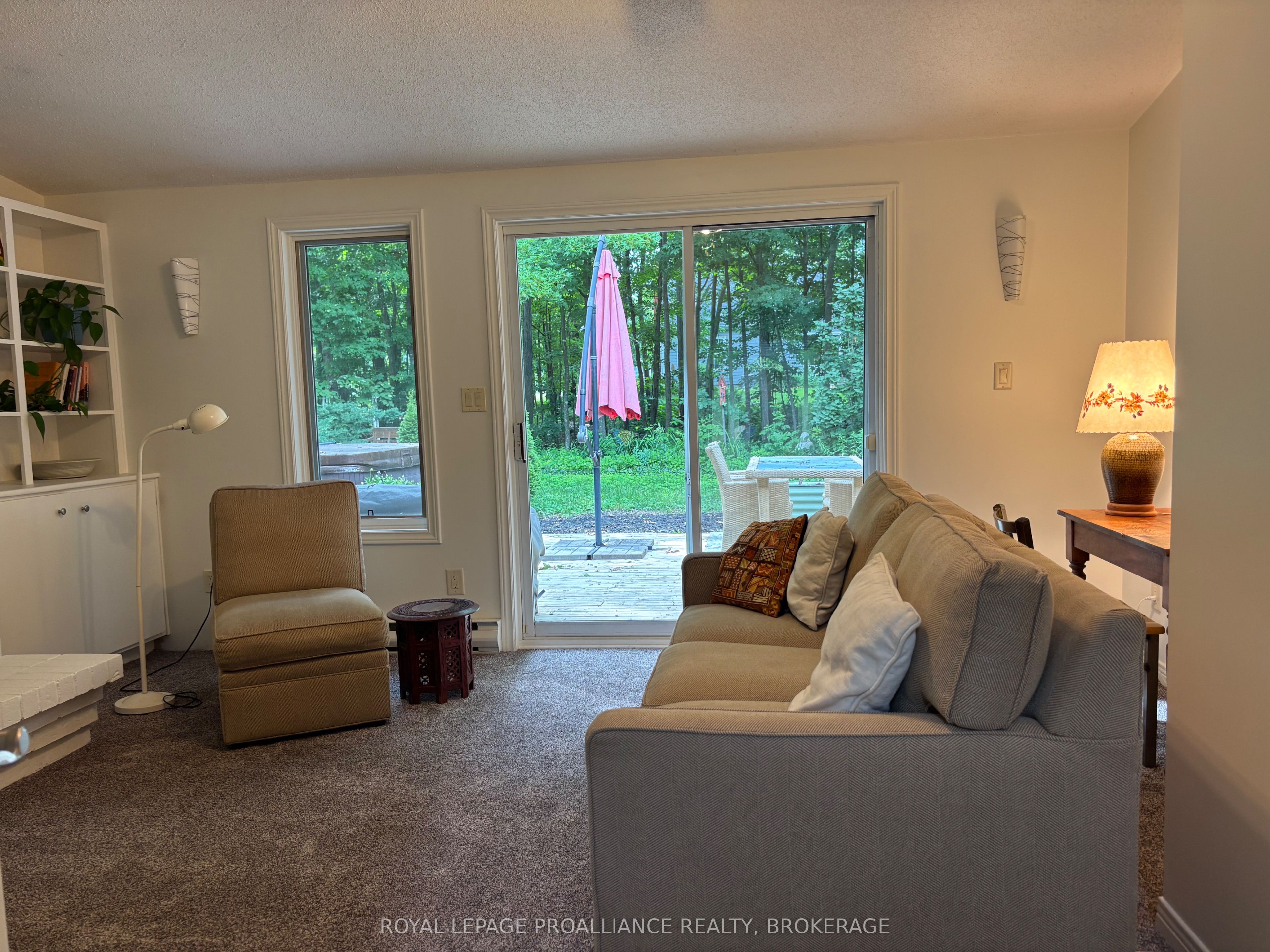 27 Riverside Drive Property Photo 6