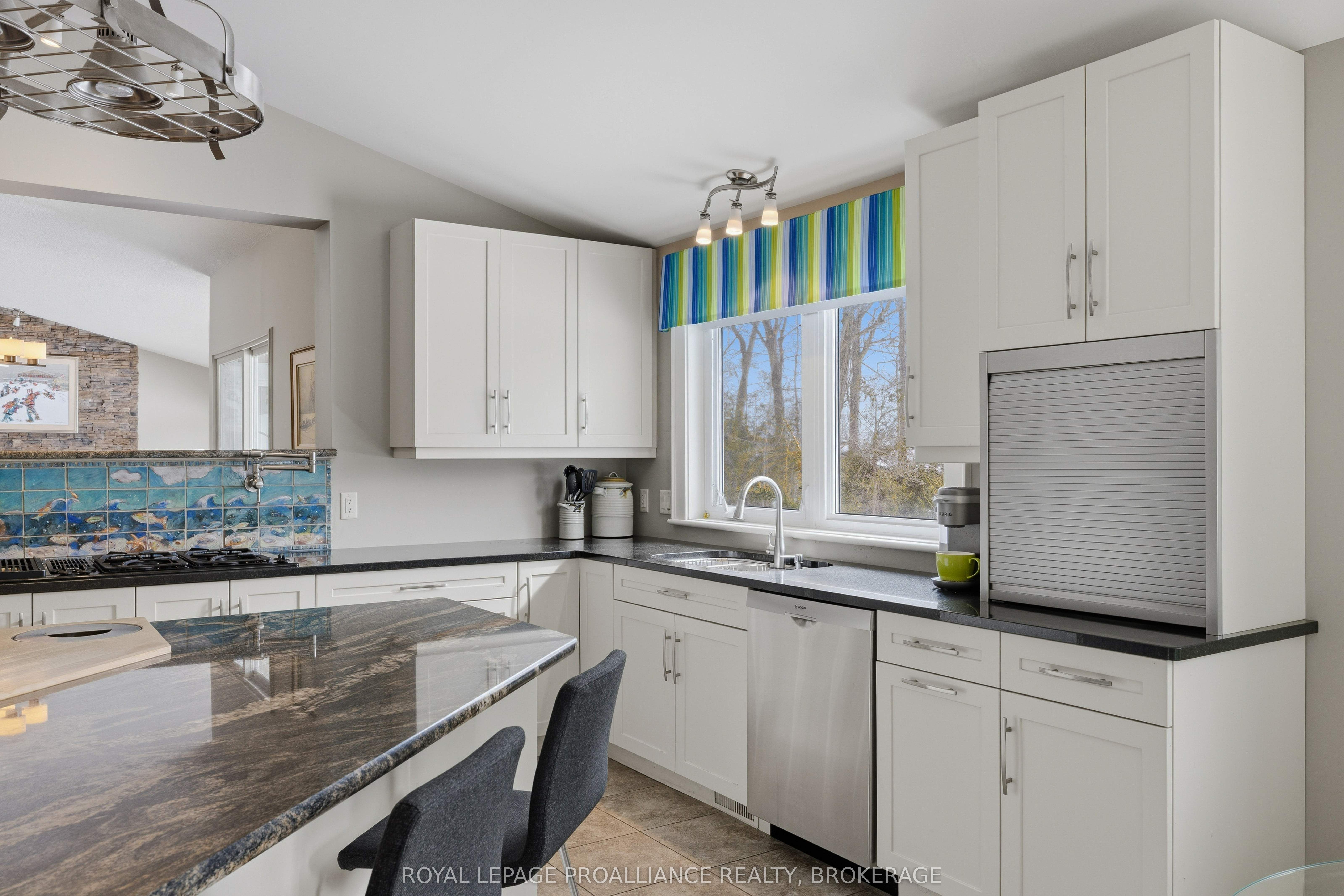 27 Riverside Drive Property Photo 13