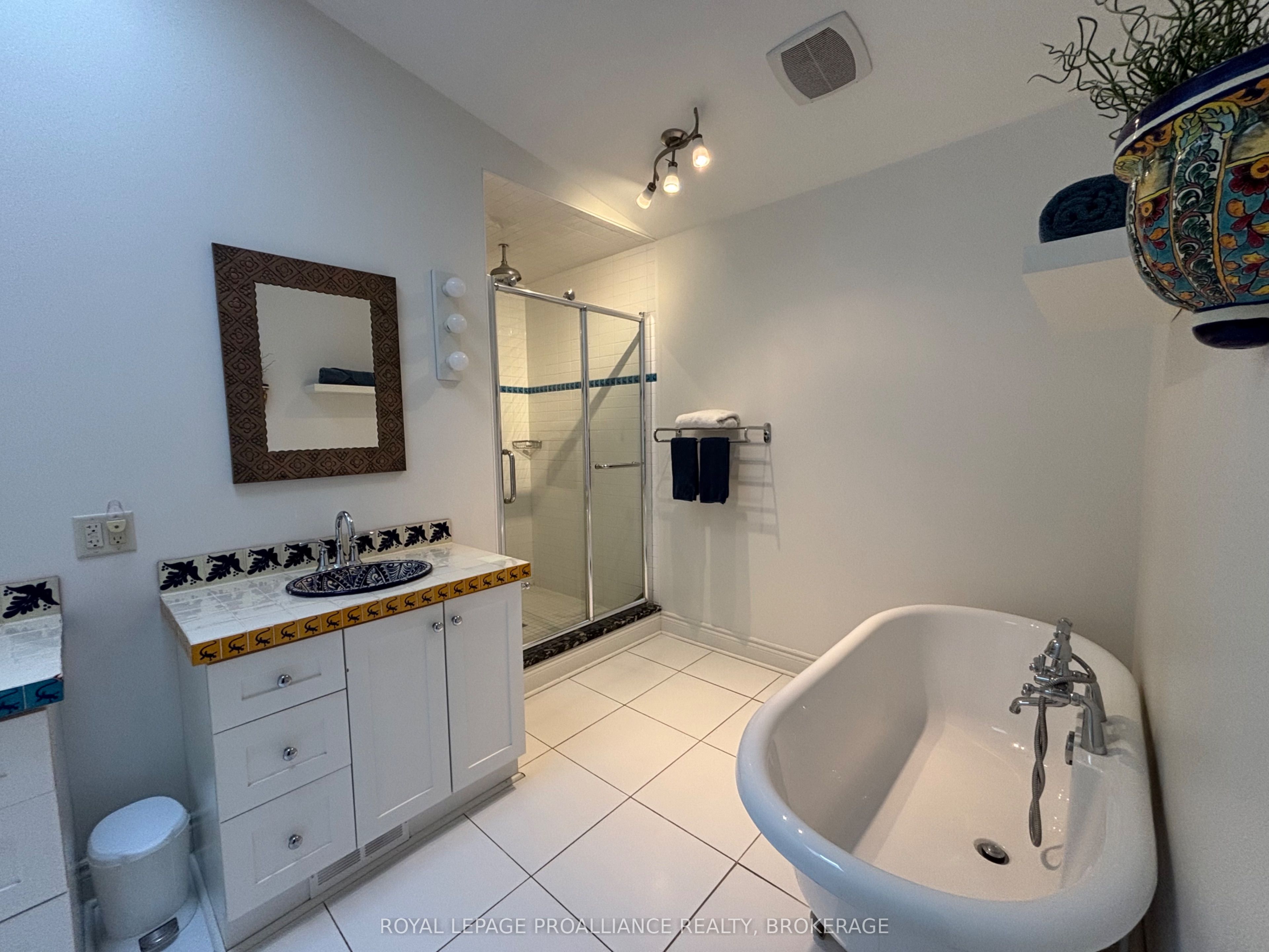27 Riverside Drive Property Photo 29