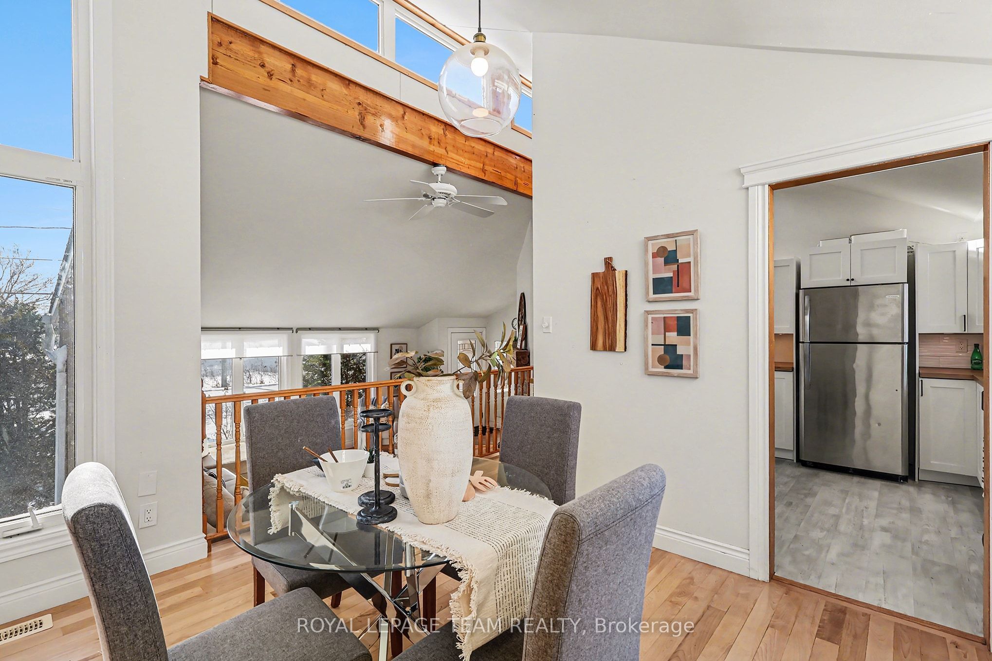 237 Queen West Street Property Photo 11