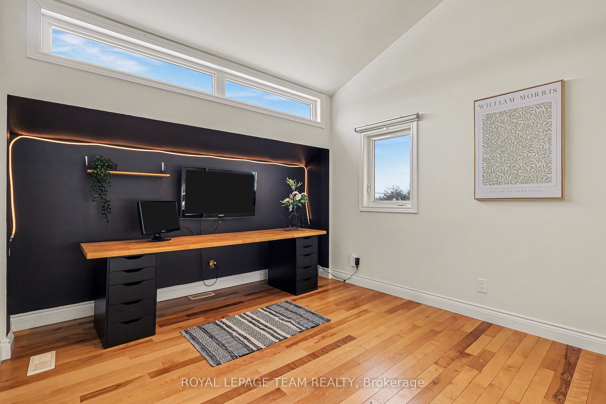 237 Queen West Street Property Photo 20