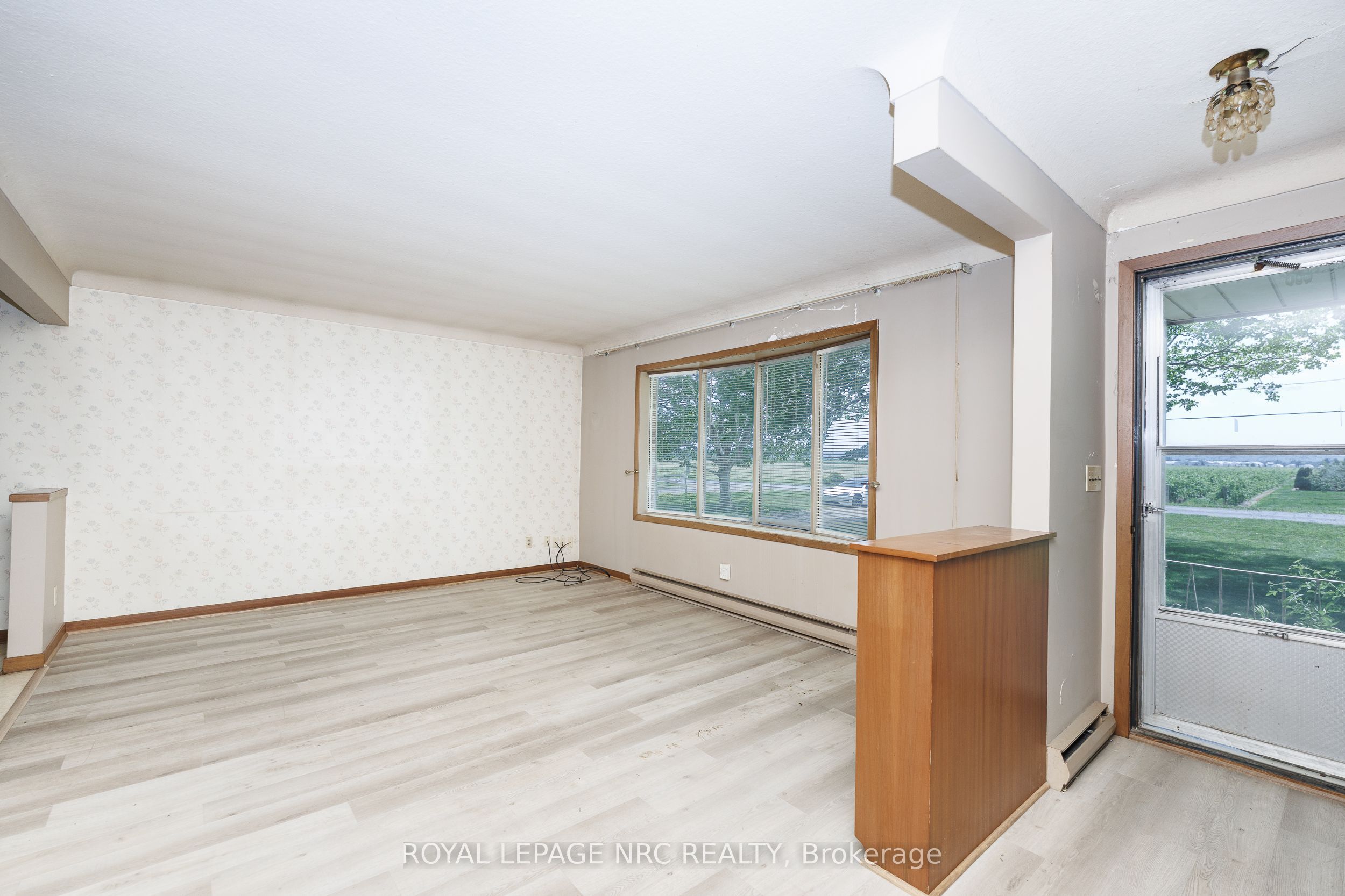 948 Line 3 Road Property Photo 3