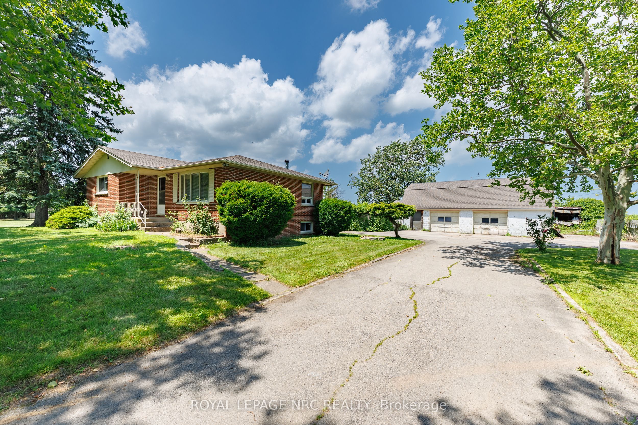 948 Line 3 Road Property Photo 6