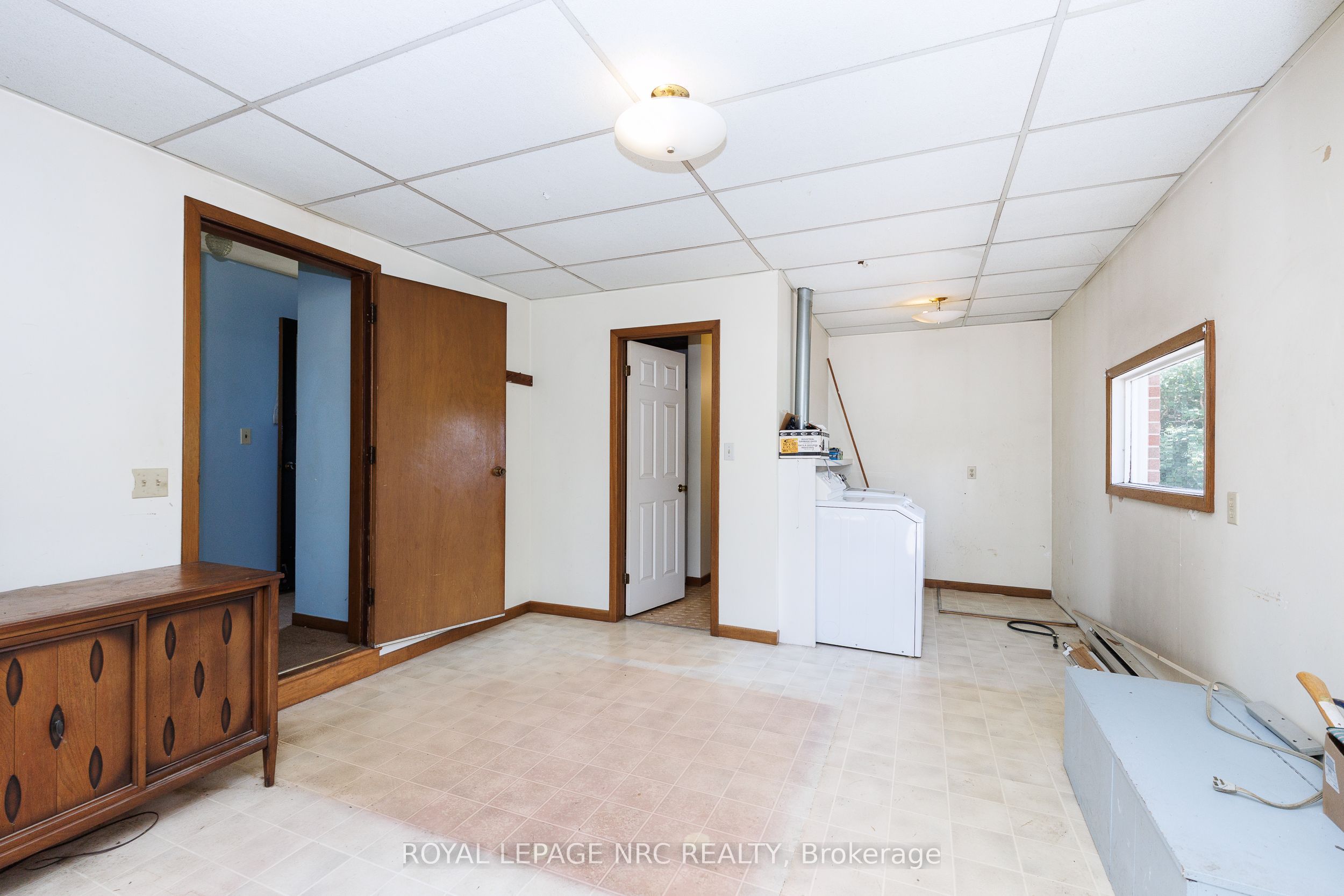 948 Line 3 Road Property Photo 9