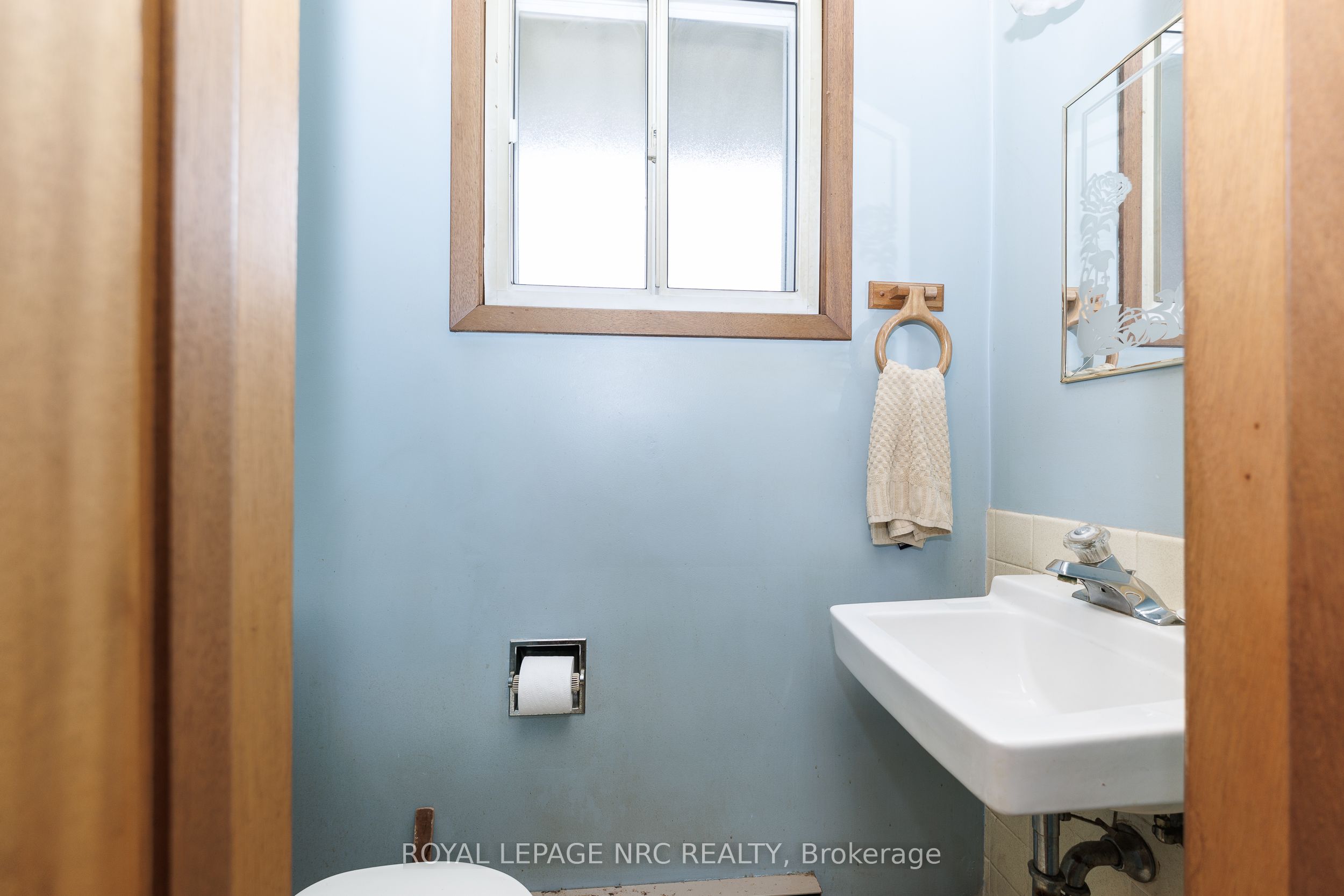 948 Line 3 Road Property Photo 25