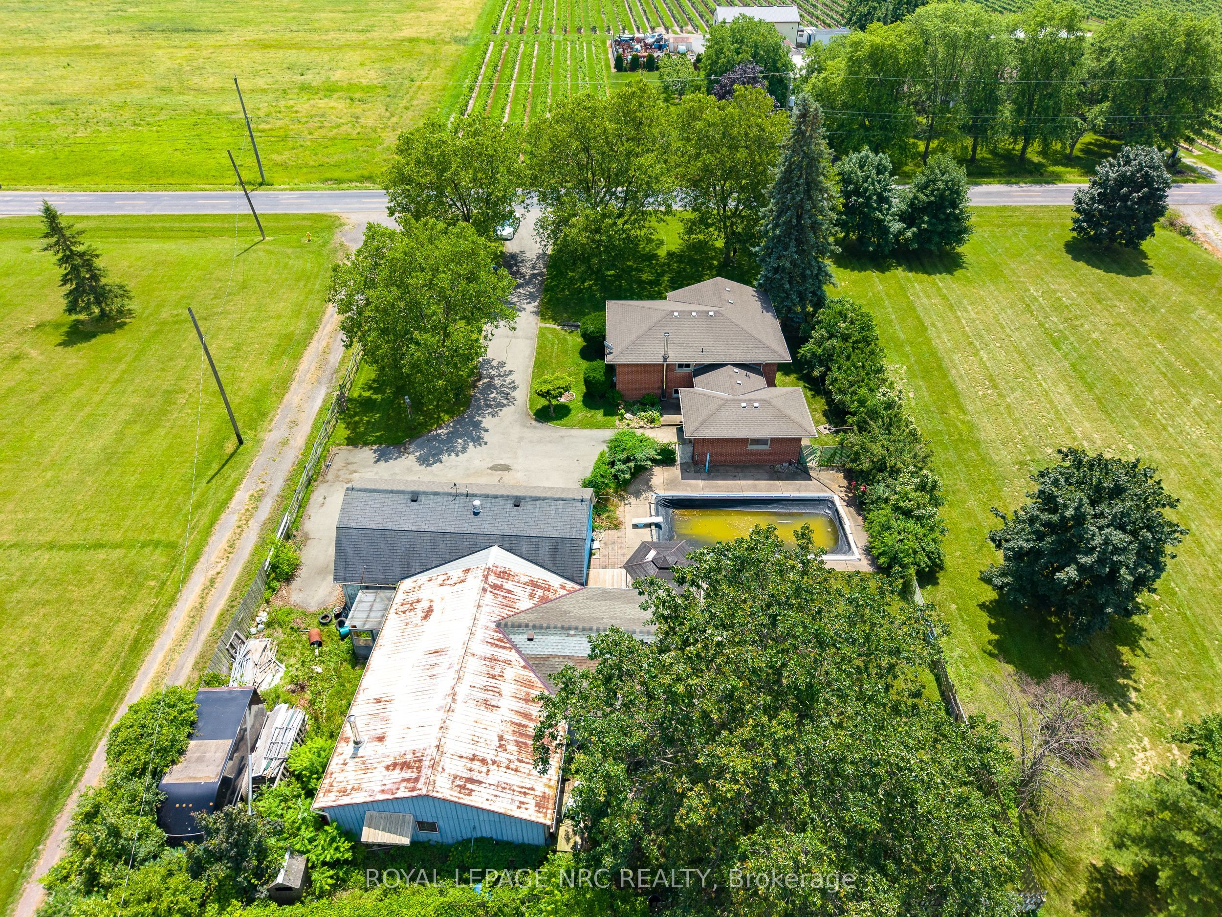 948 Line 3 Road Property Photo 34