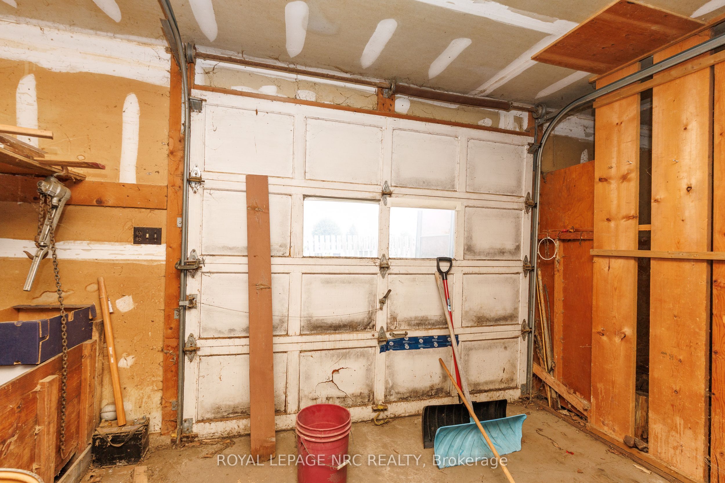 948 Line 3 Road Property Photo 45