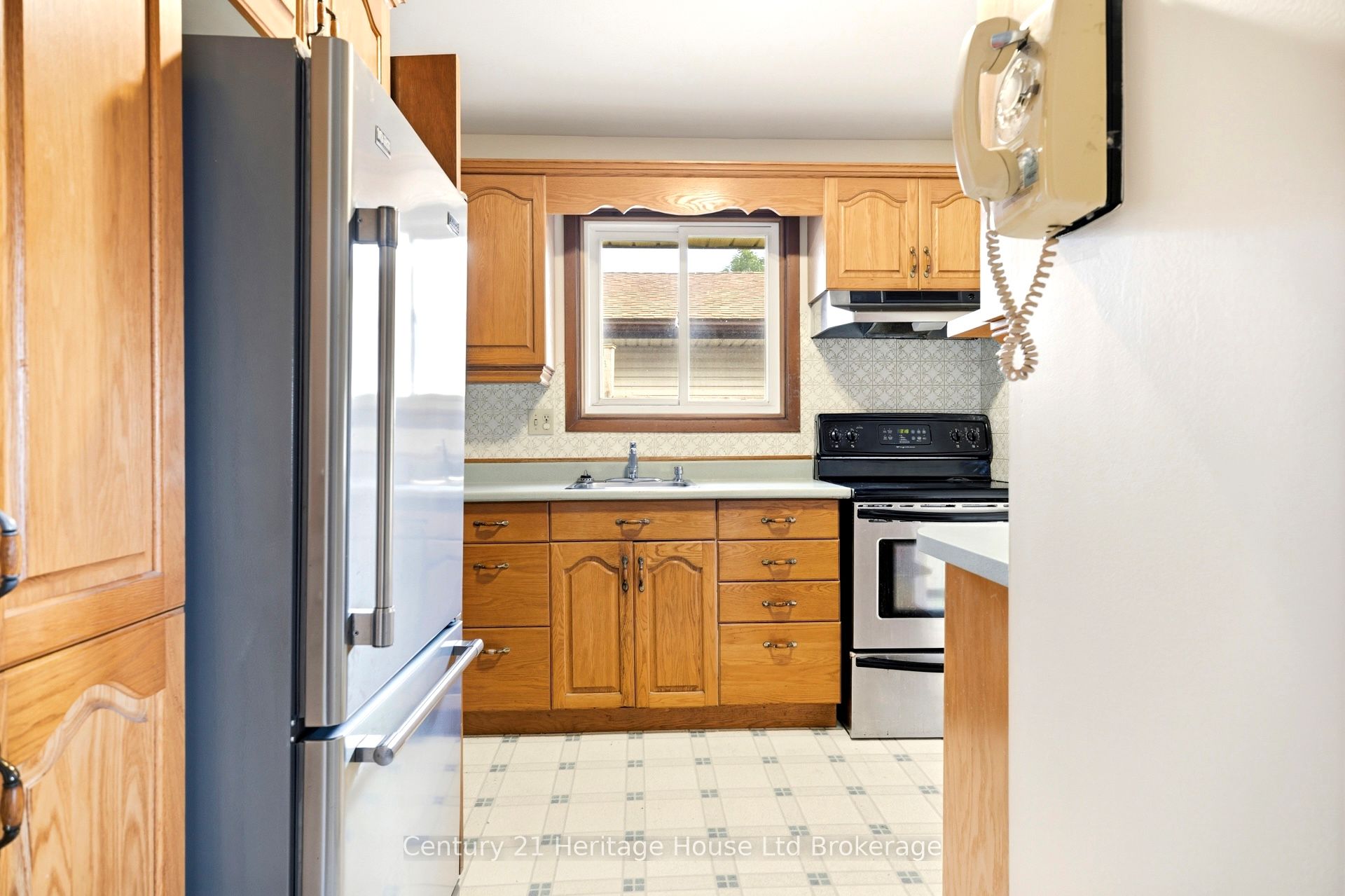 34 Dudley Crescent Property Photo 6