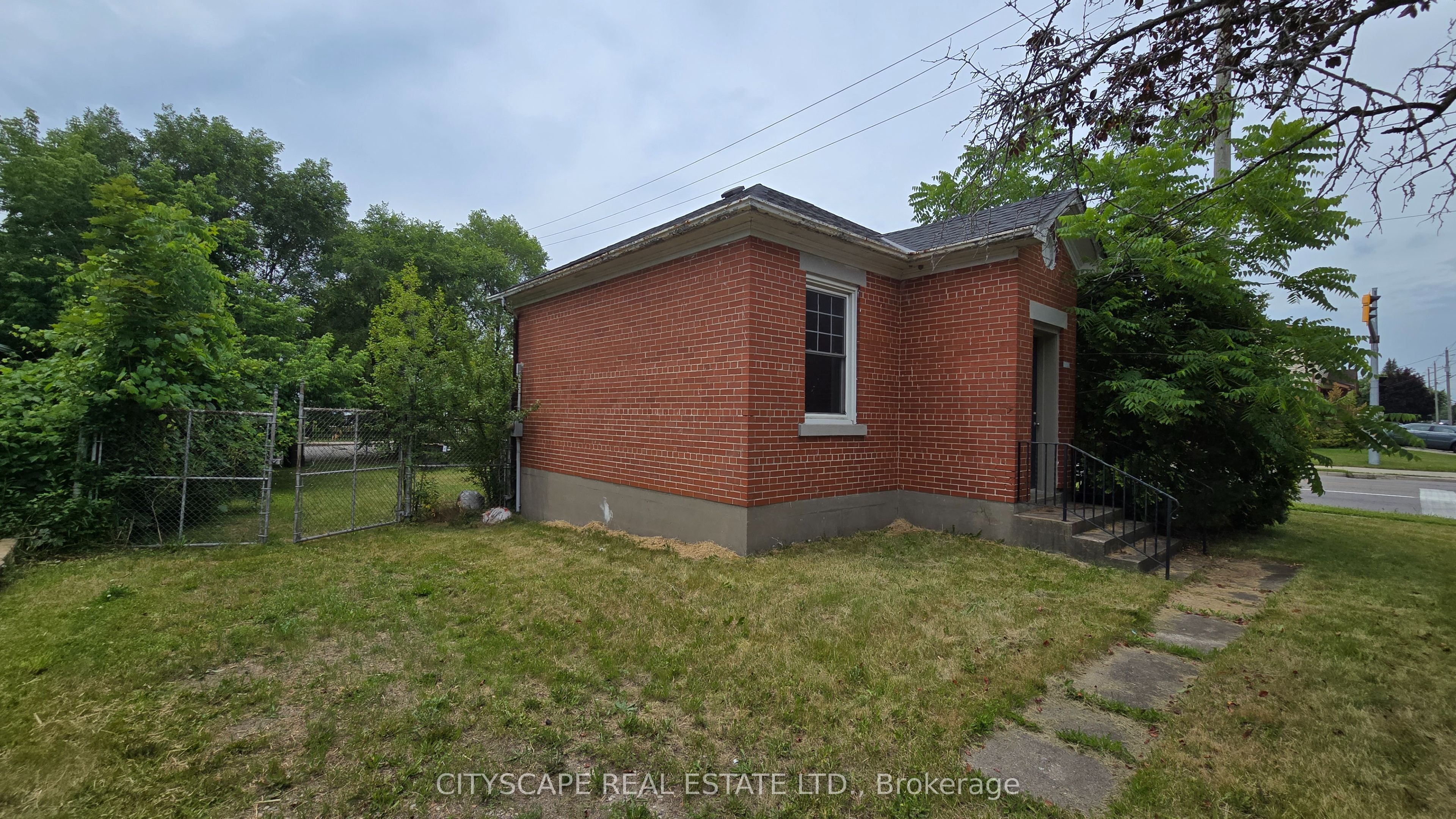 1504 Concession Road Property Photo 5