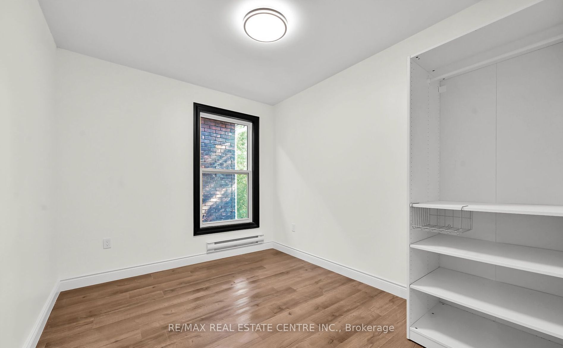 68 Kinrade Avenue Property Photo 8