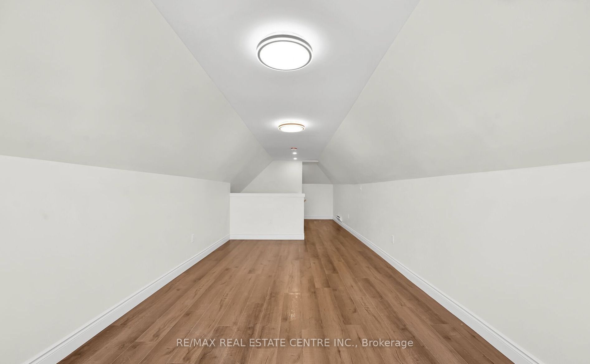 68 Kinrade Avenue Property Photo 11
