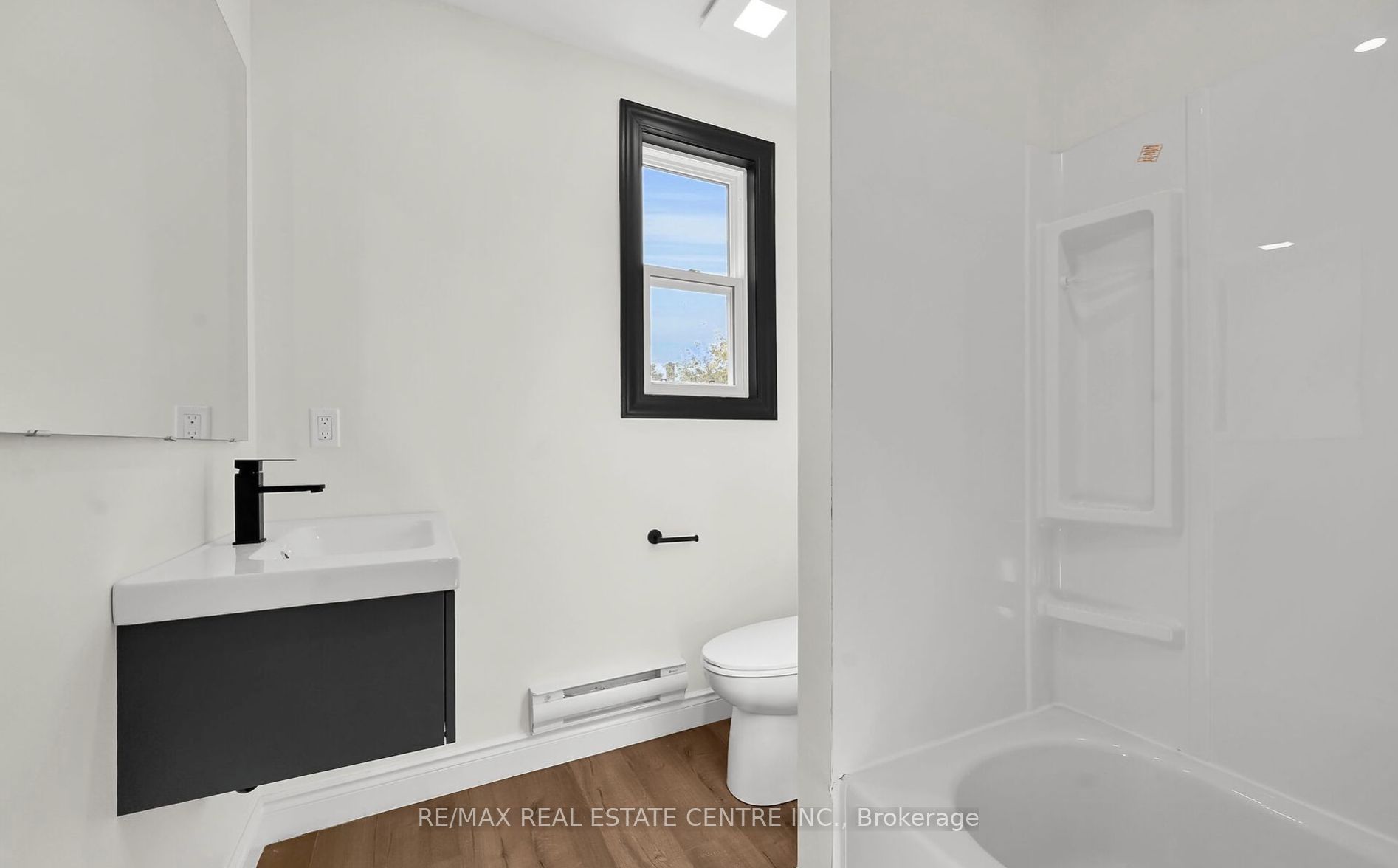68 Kinrade Avenue Property Photo 12