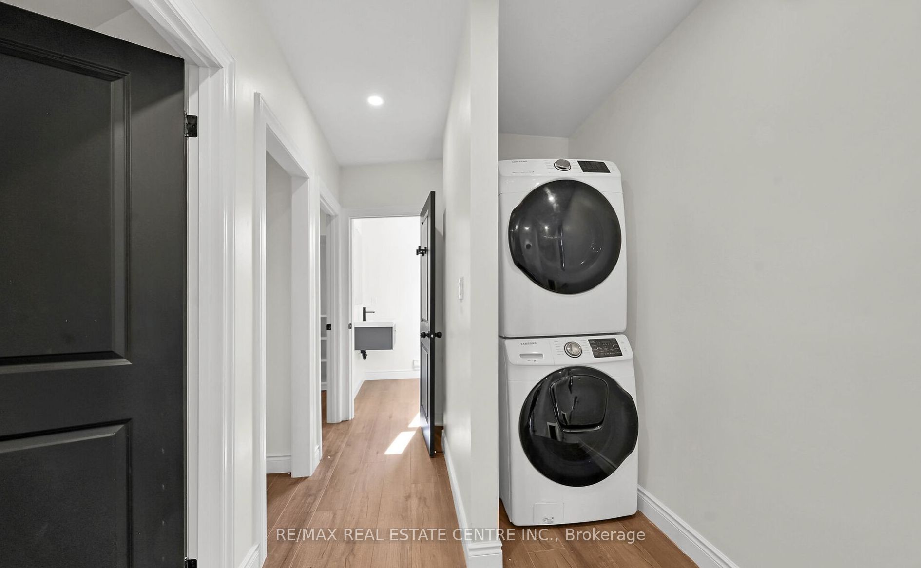 68 Kinrade Avenue Property Photo 14