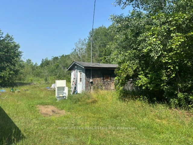 8300 Klitbo Road Property Photo 8