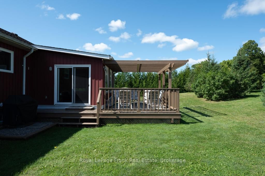 406 Lakehurst Circle Road Property Photo 10