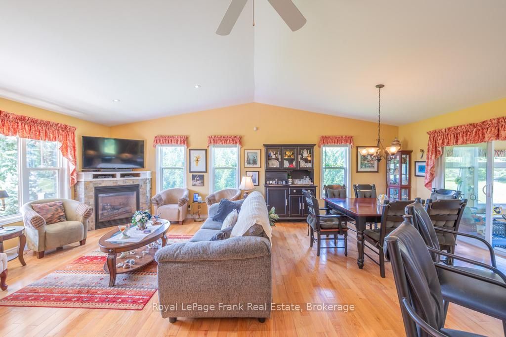 406 Lakehurst Circle Road Property Photo 22