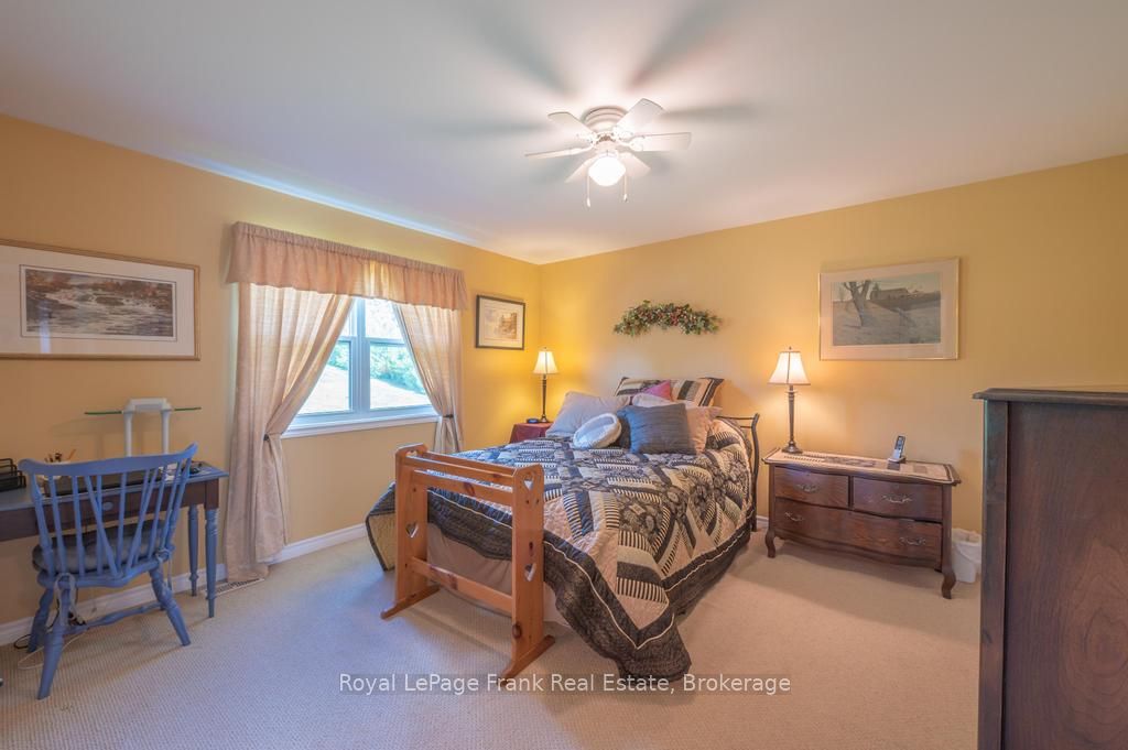 406 Lakehurst Circle Road Property Photo 23
