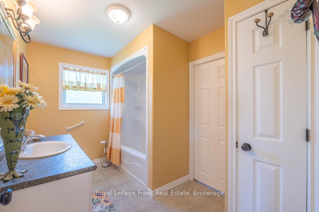 406 Lakehurst Circle Road Property Photo 26