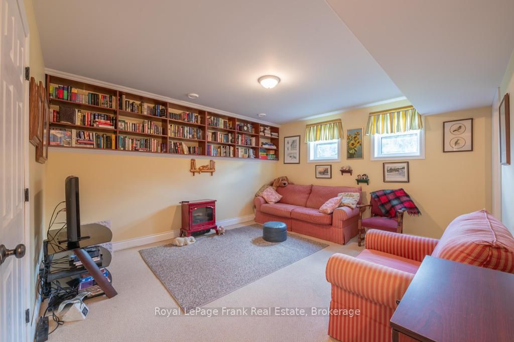 406 Lakehurst Circle Road Property Photo 31