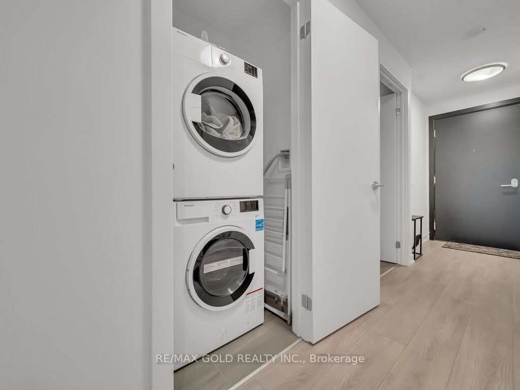 5 Wellington Street 1405 Property Photo 20