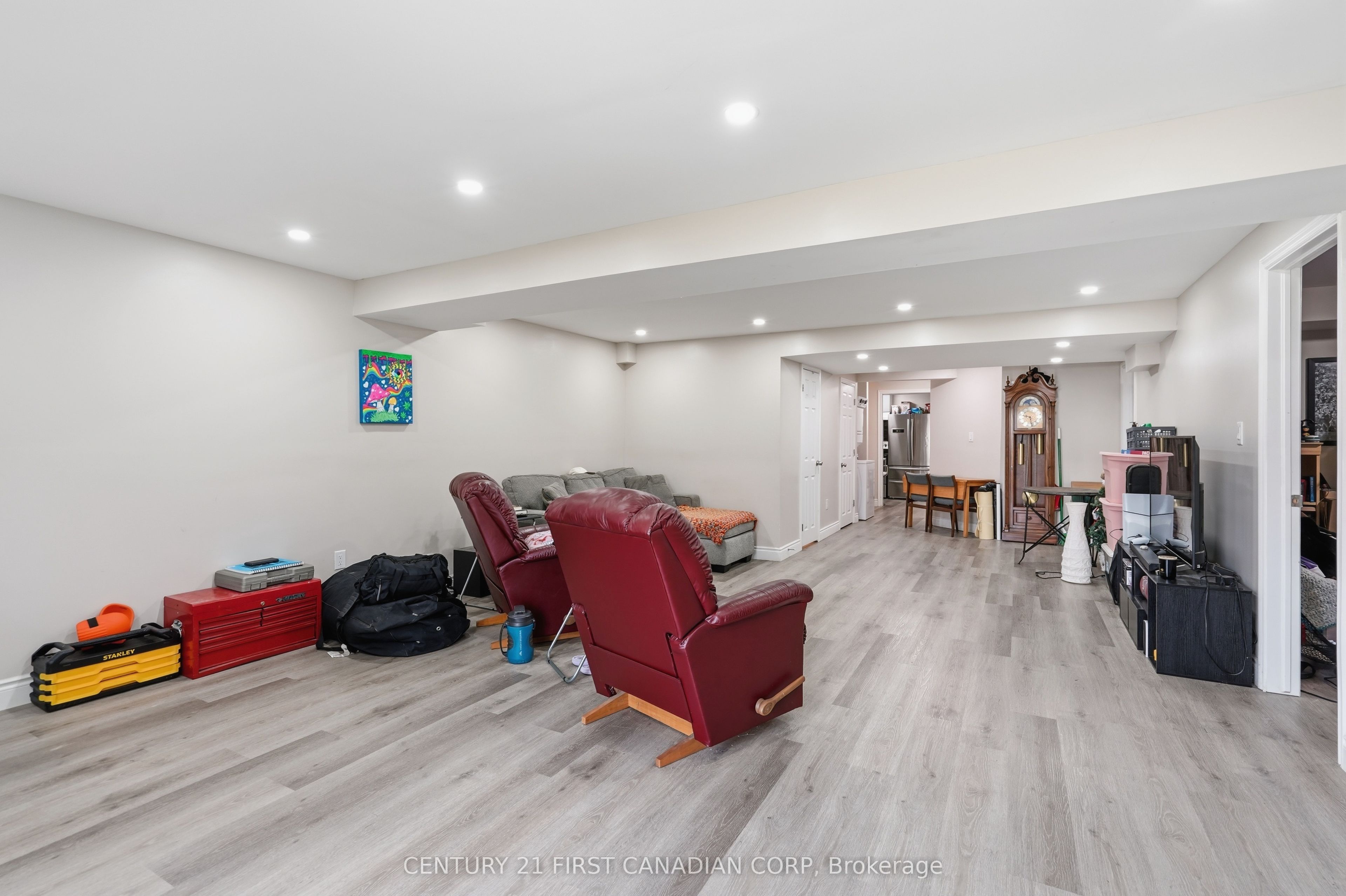 2608 Holbrook Drive Property Photo 33