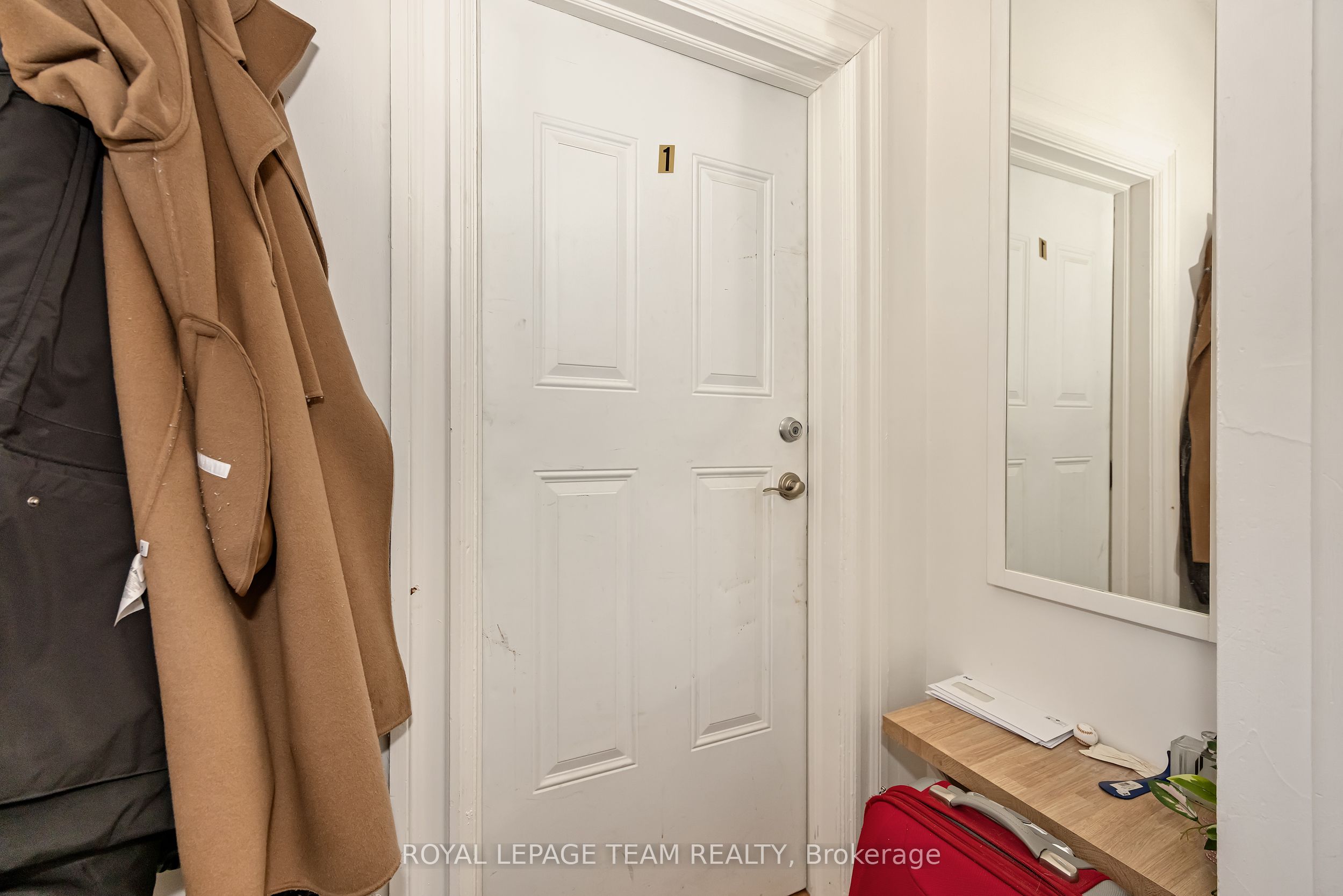 11 Sherbrooke Avenue Property Photo 5
