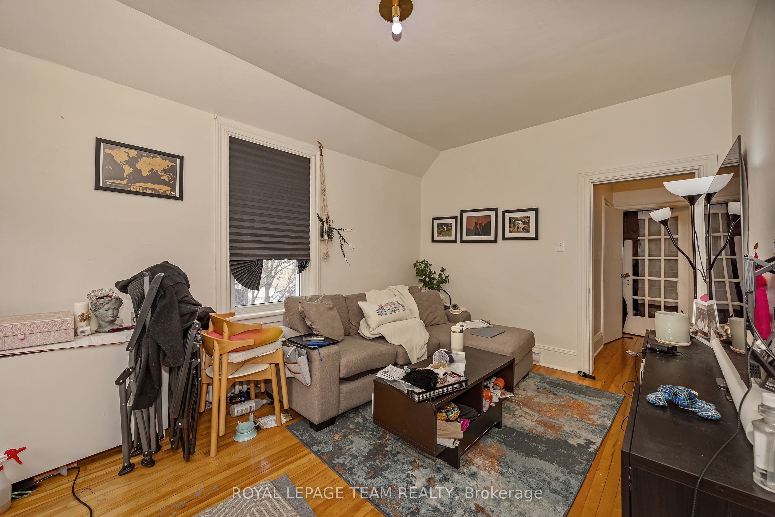 11 Sherbrooke Avenue Property Photo 32