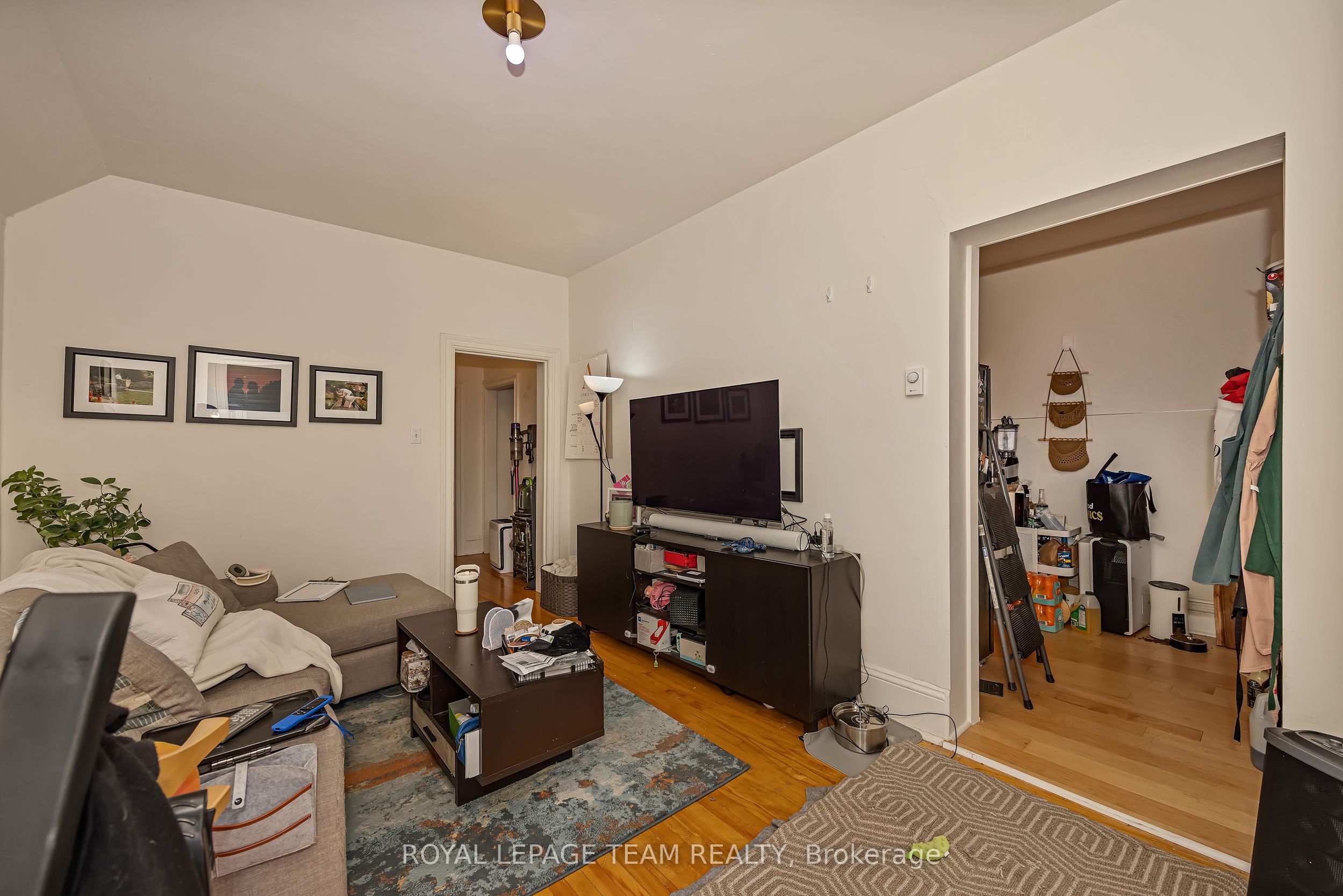 11 Sherbrooke Avenue Property Photo 33