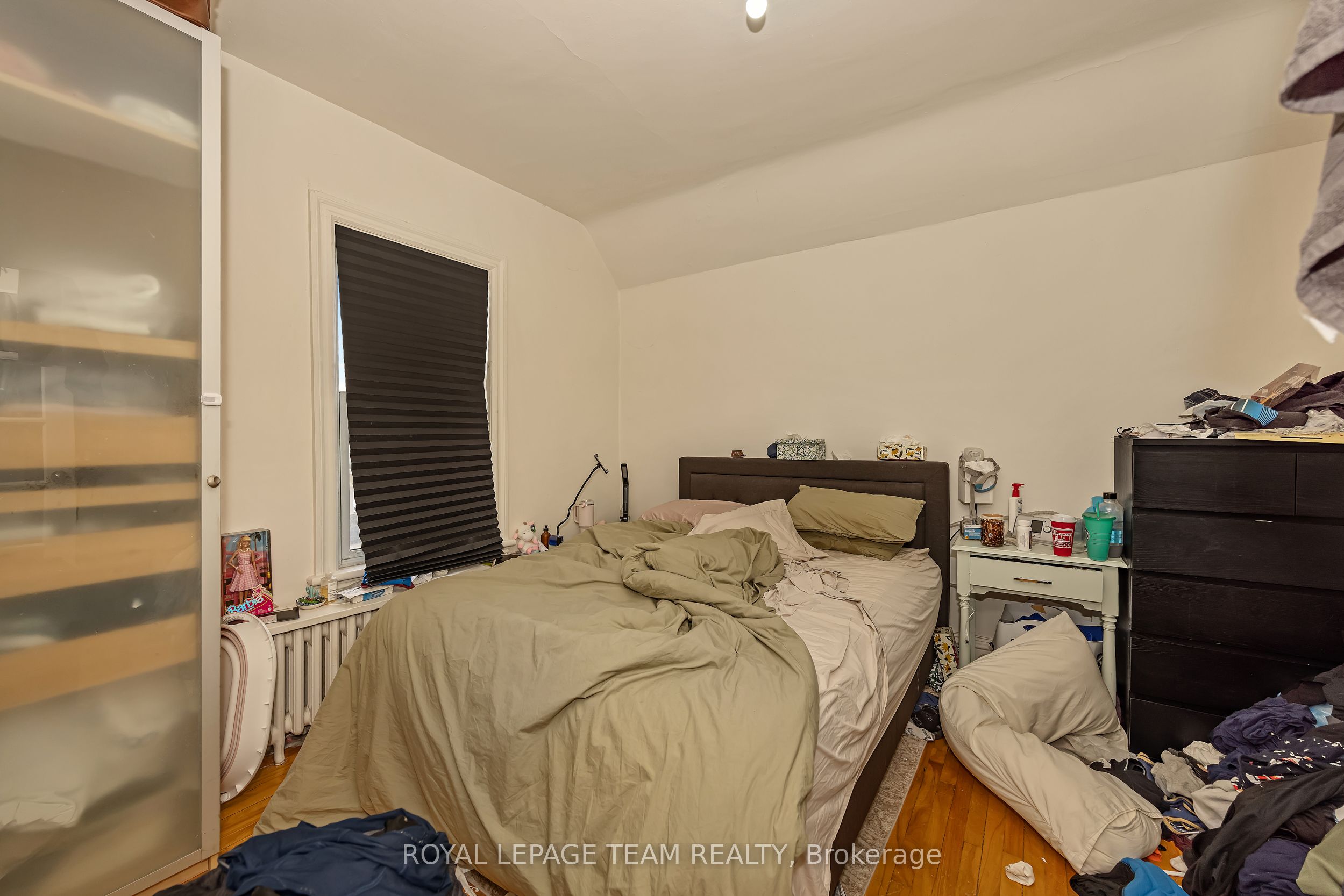 11 Sherbrooke Avenue Property Photo 38