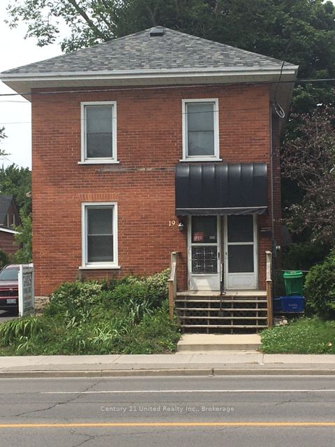 19 Park Street S Unit A Property Photo 2