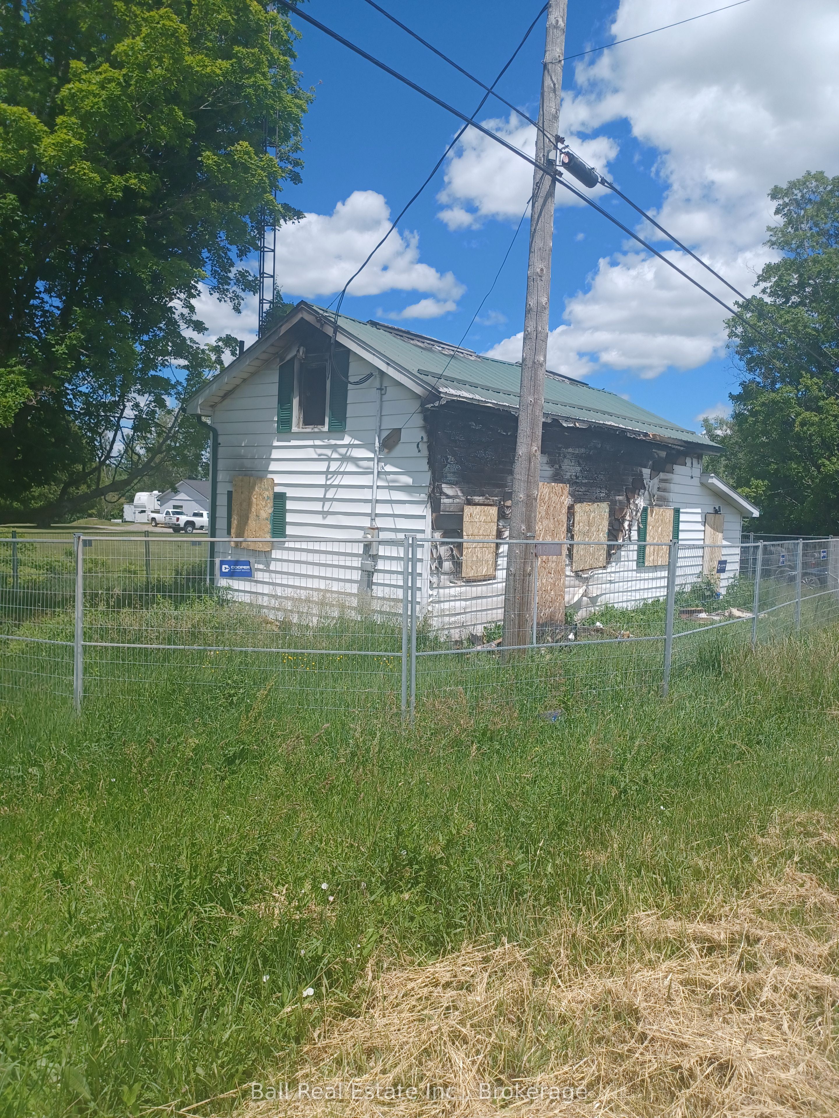 1974 County Road 2 Road E