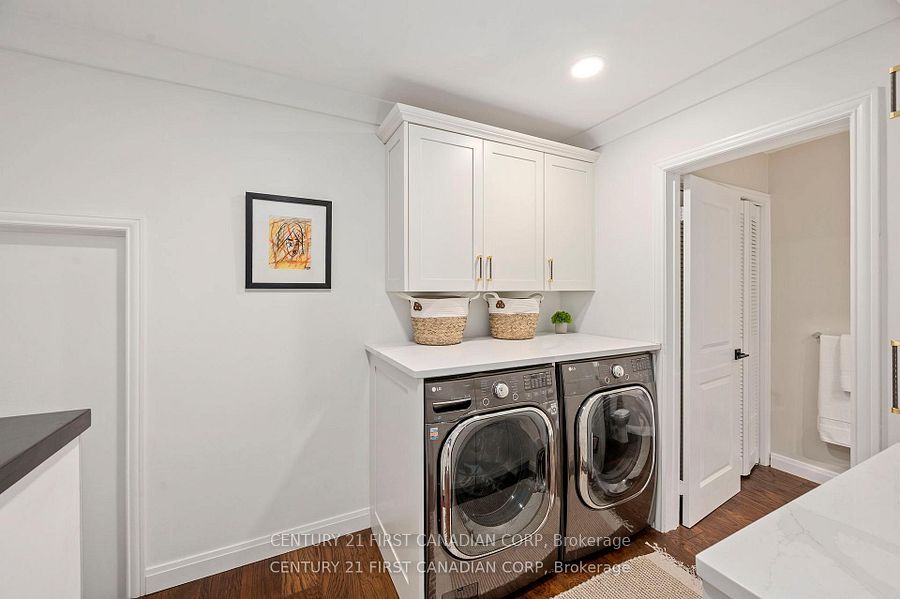 43 Compton Crescent Property Photo 11