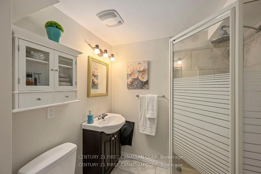 43 Compton Crescent Property Photo 22